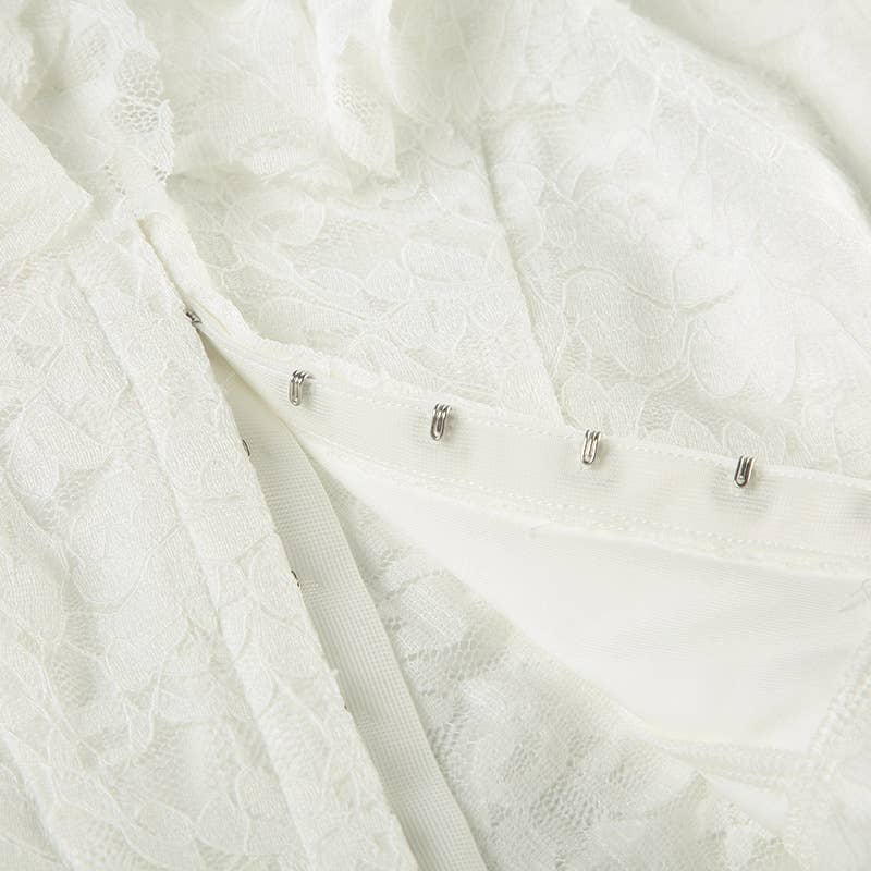 Square collar flared sleeve lace shirt of top