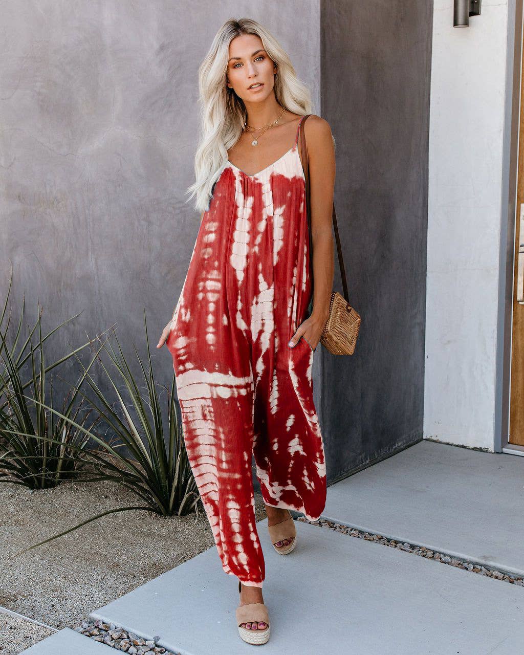 Abstract printed strappy sexy wide-leg jumpsuit