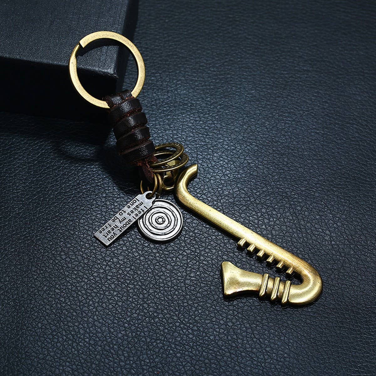 NEW COWHIDE ALLOY MUSICAL INSTRUMENT KEYCHAIN