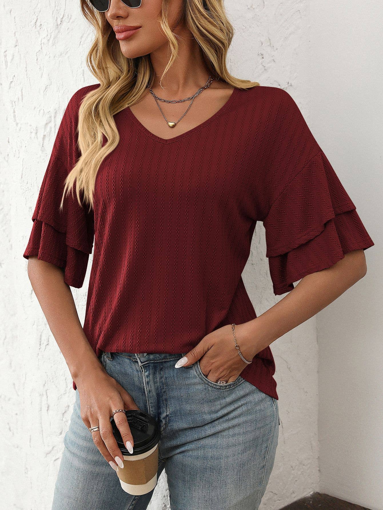 Solid color V-neck T-shirt with lotus sleeves