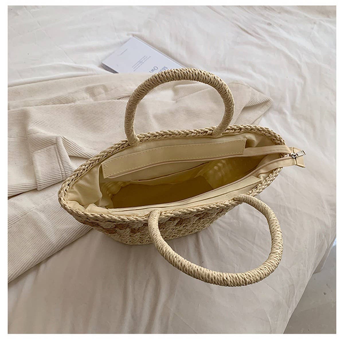 HOLLOW FRESH, SWEET AND FASHIONABLE BEACH BAG_CWAB2317