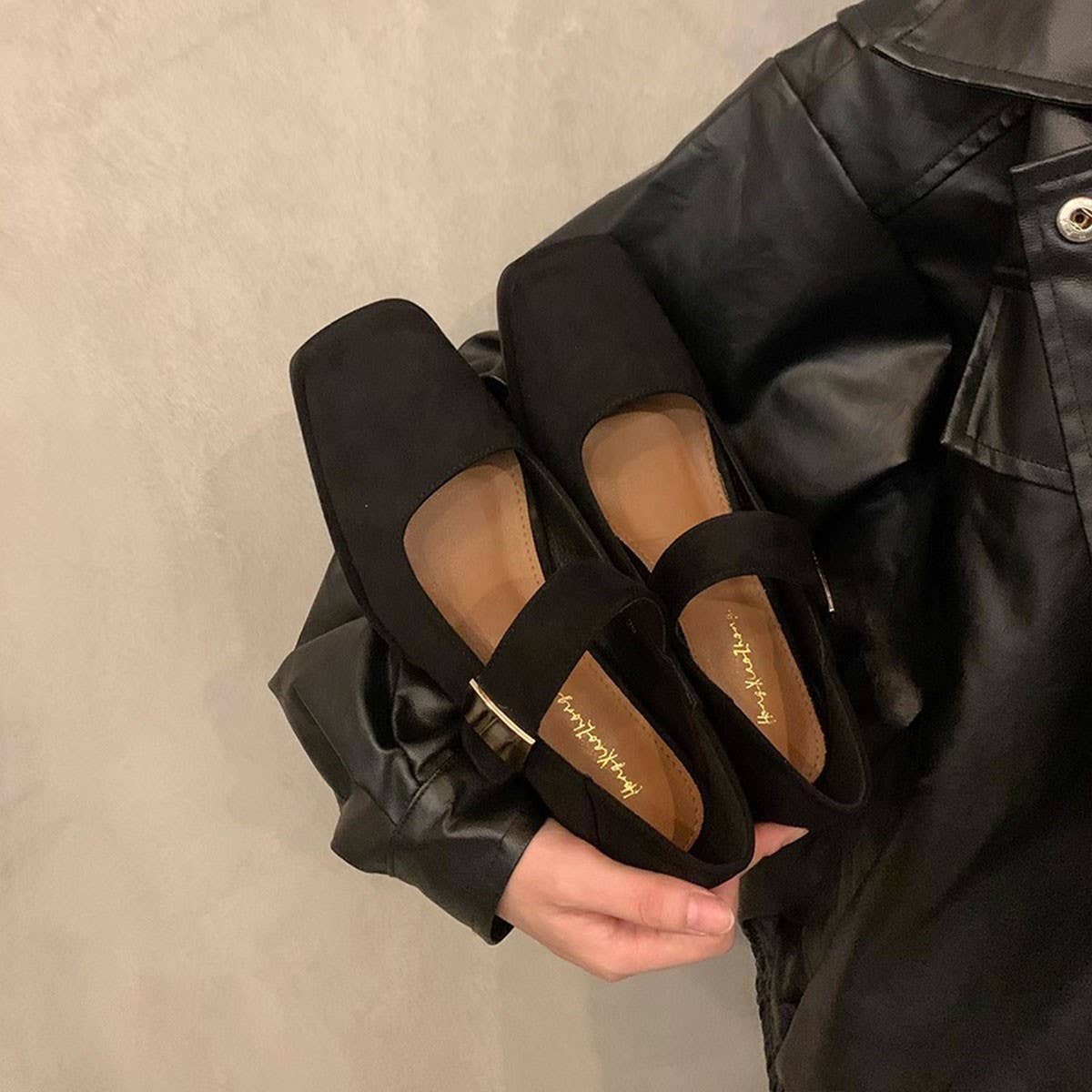 Red Block Heel Square Toe Mary Jane Shoes_CWSHF0110