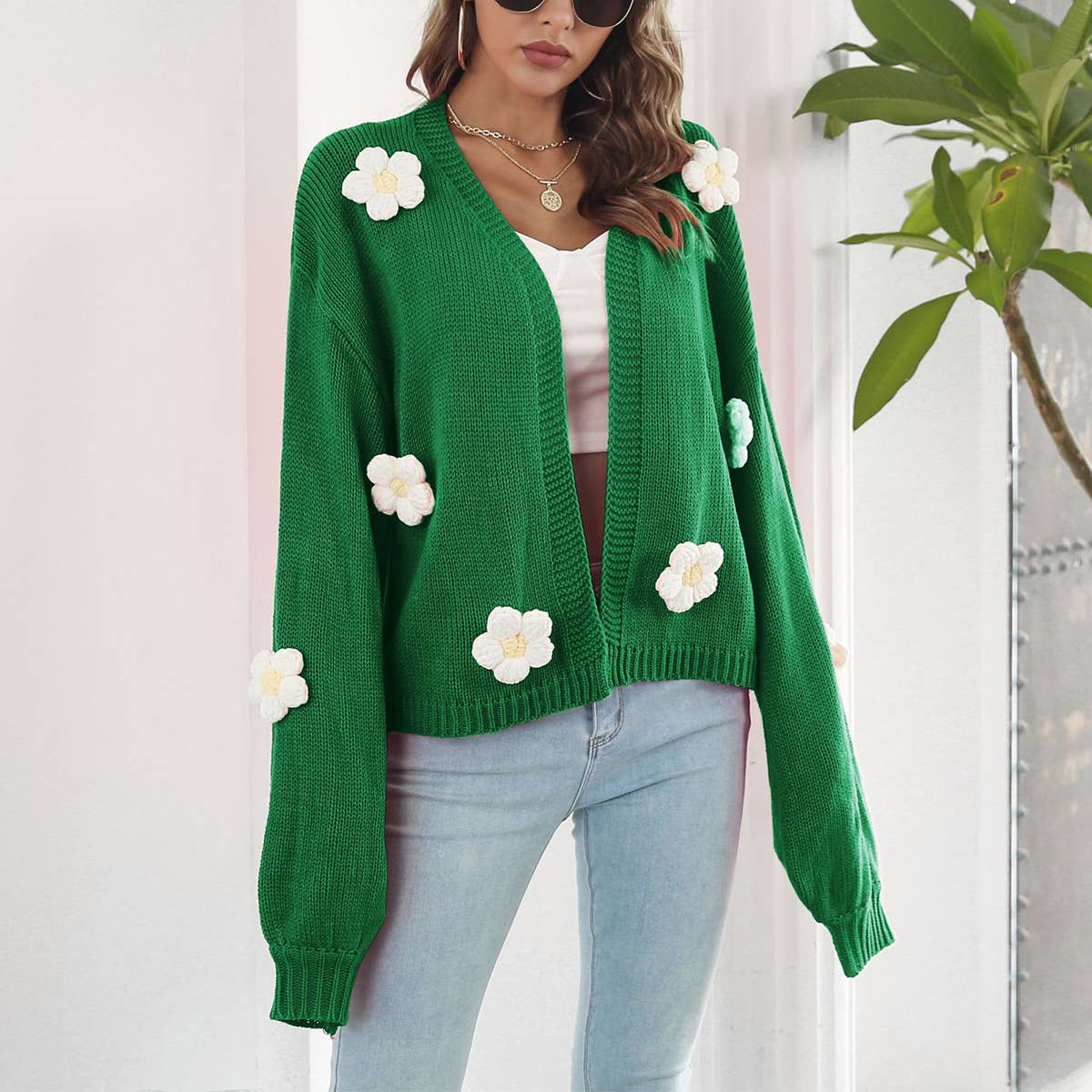 THREE-DIMENSIONAL EMBROIDERY KNITTED COAT