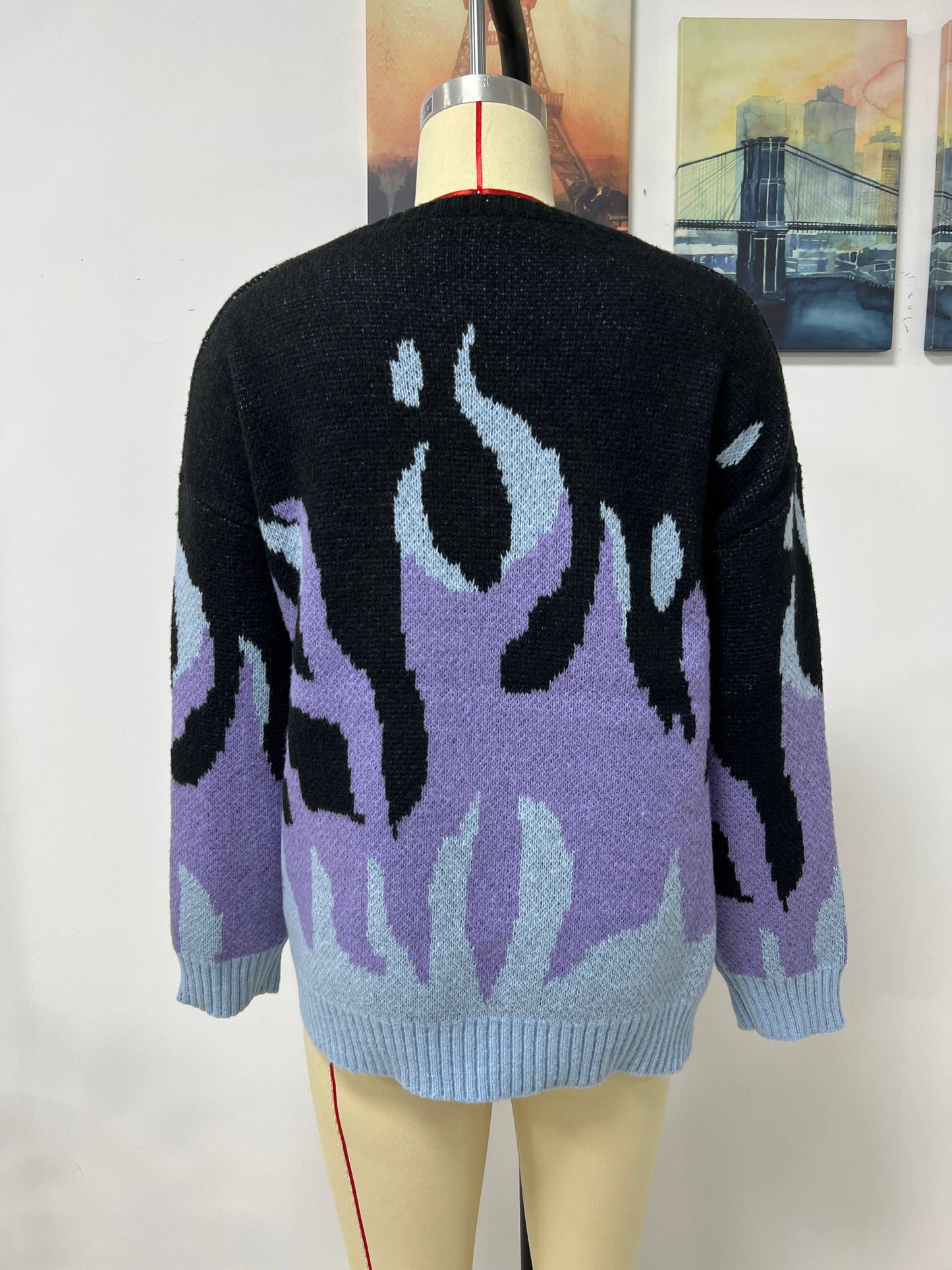 FLAME-JACQUARD CREW-NECK LONG-SLEEVED SWEATER