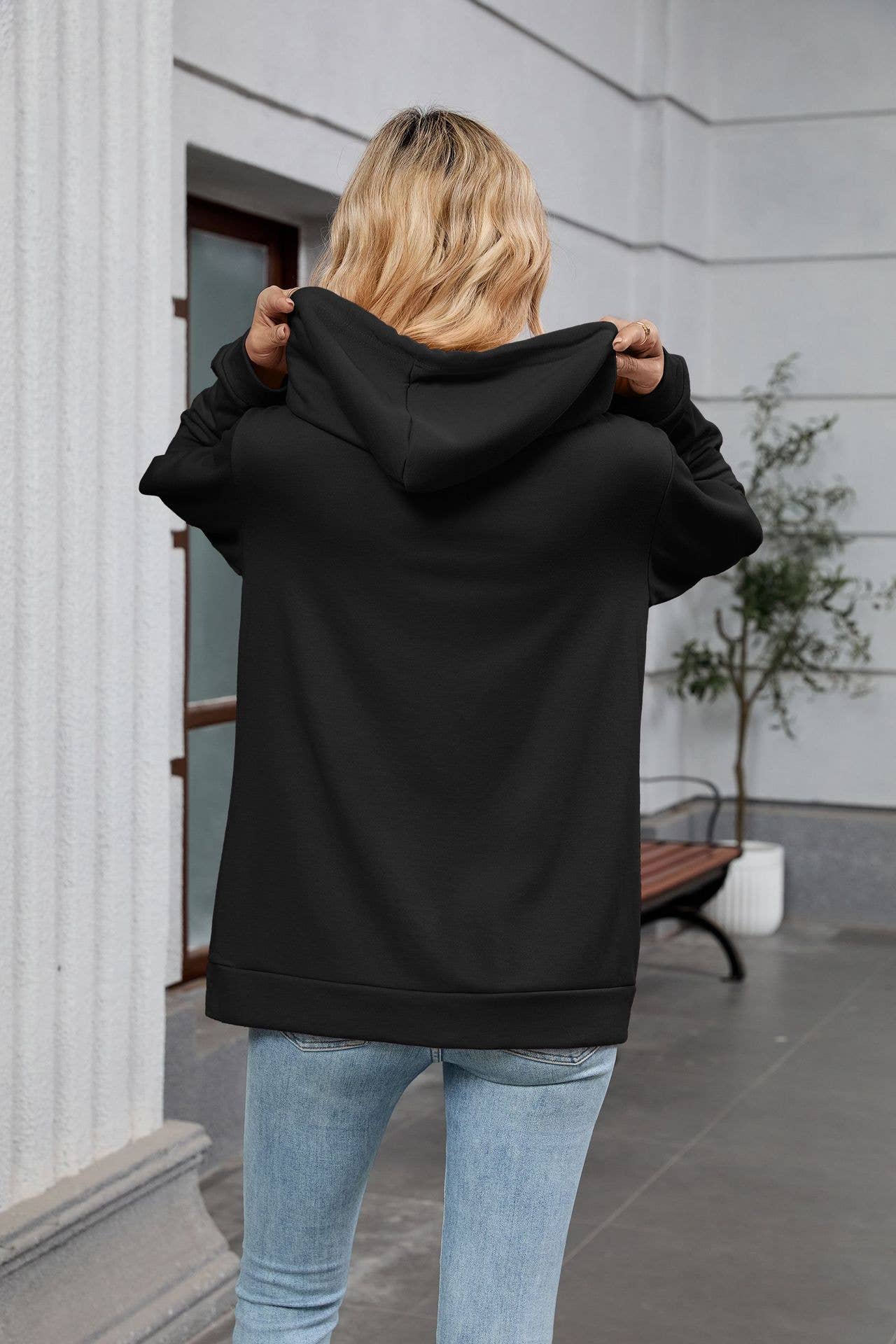 Zipper hooded pocket long-sleeved sweatshirt