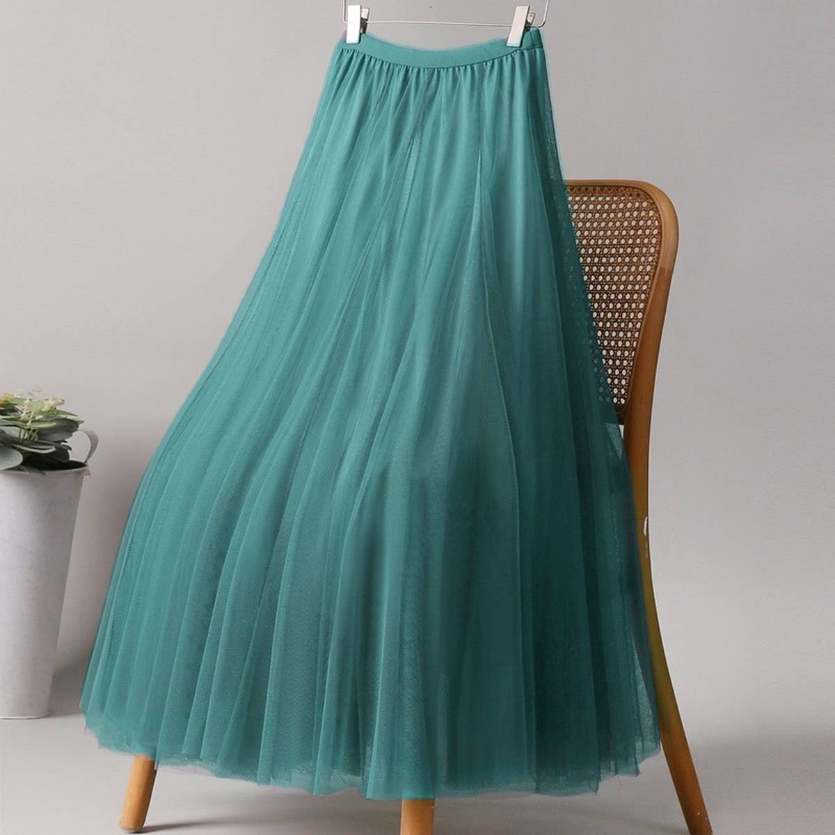 SOLID COLOR ELASTIC-WAIST MESH TULLE A-LINE SKIRT_CWBLS0372
