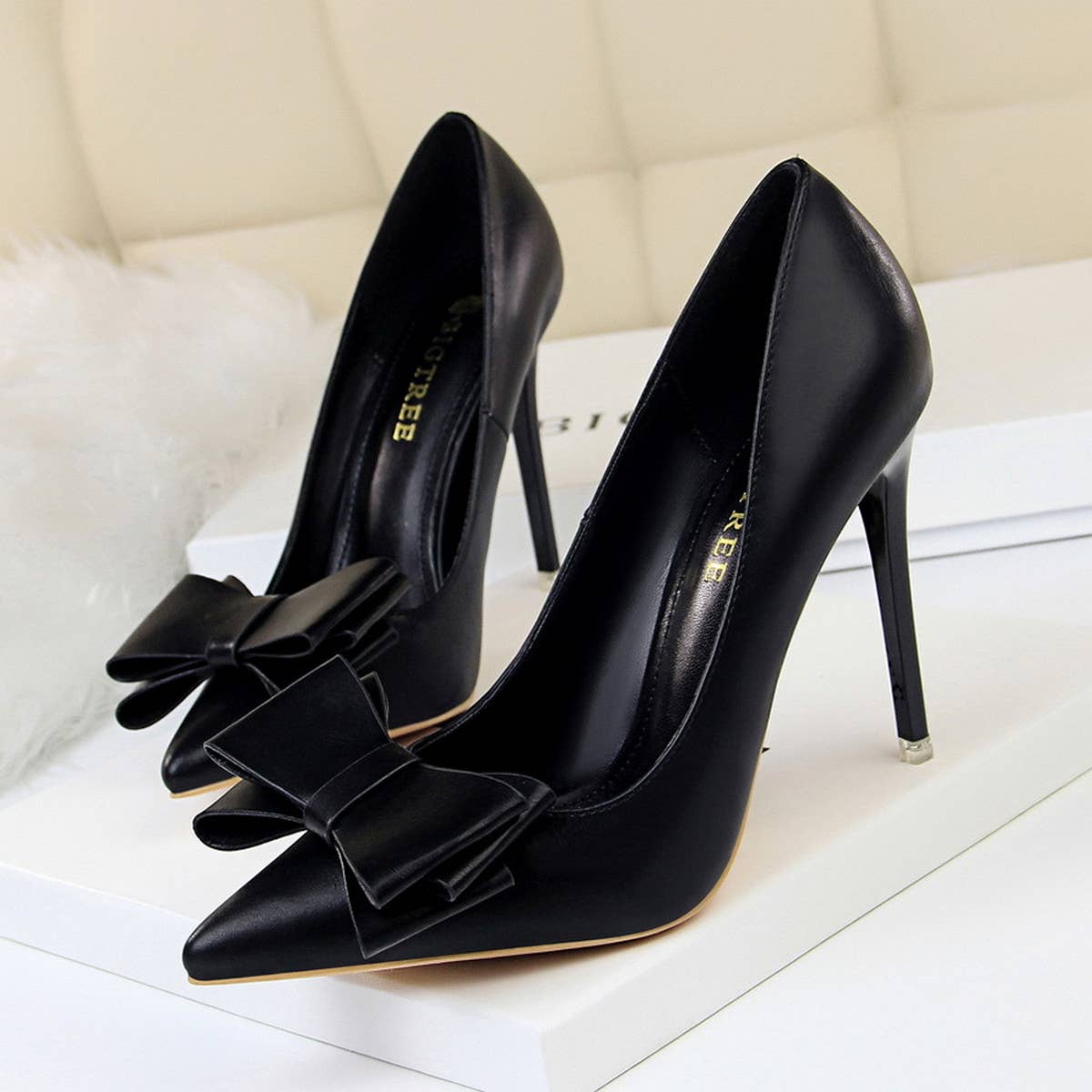 SLIM SHALLOW-MOUTH POINTED BOW HIGH HEELS_CWSHH0045