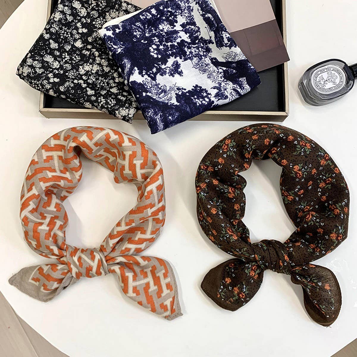 FASHIONABLE SQUARE SCARF FOR ALL-MATCH DECORATION