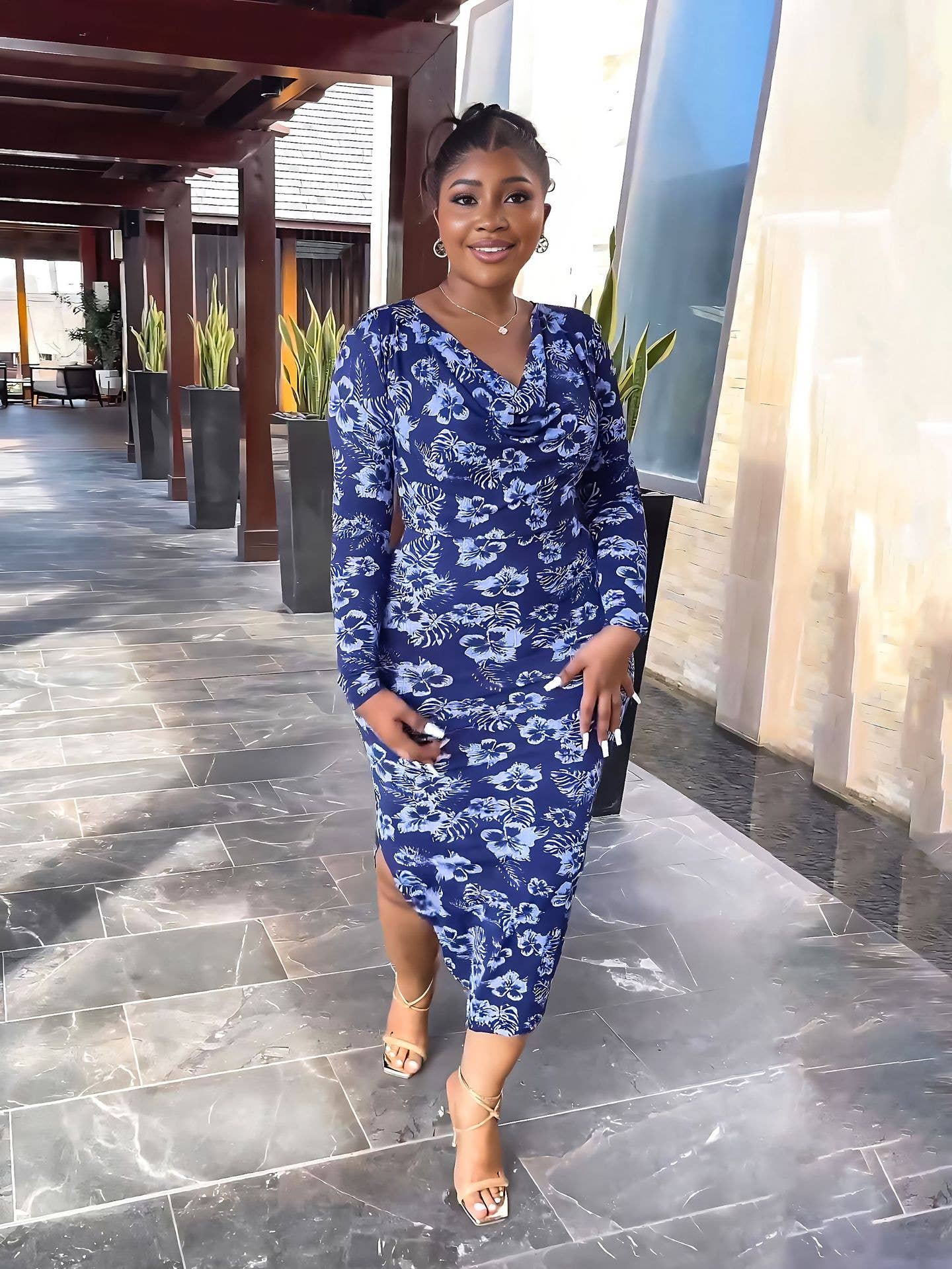 PRINT STYLE DRESS WITH HIGH WAIST AND SIDE SLIT