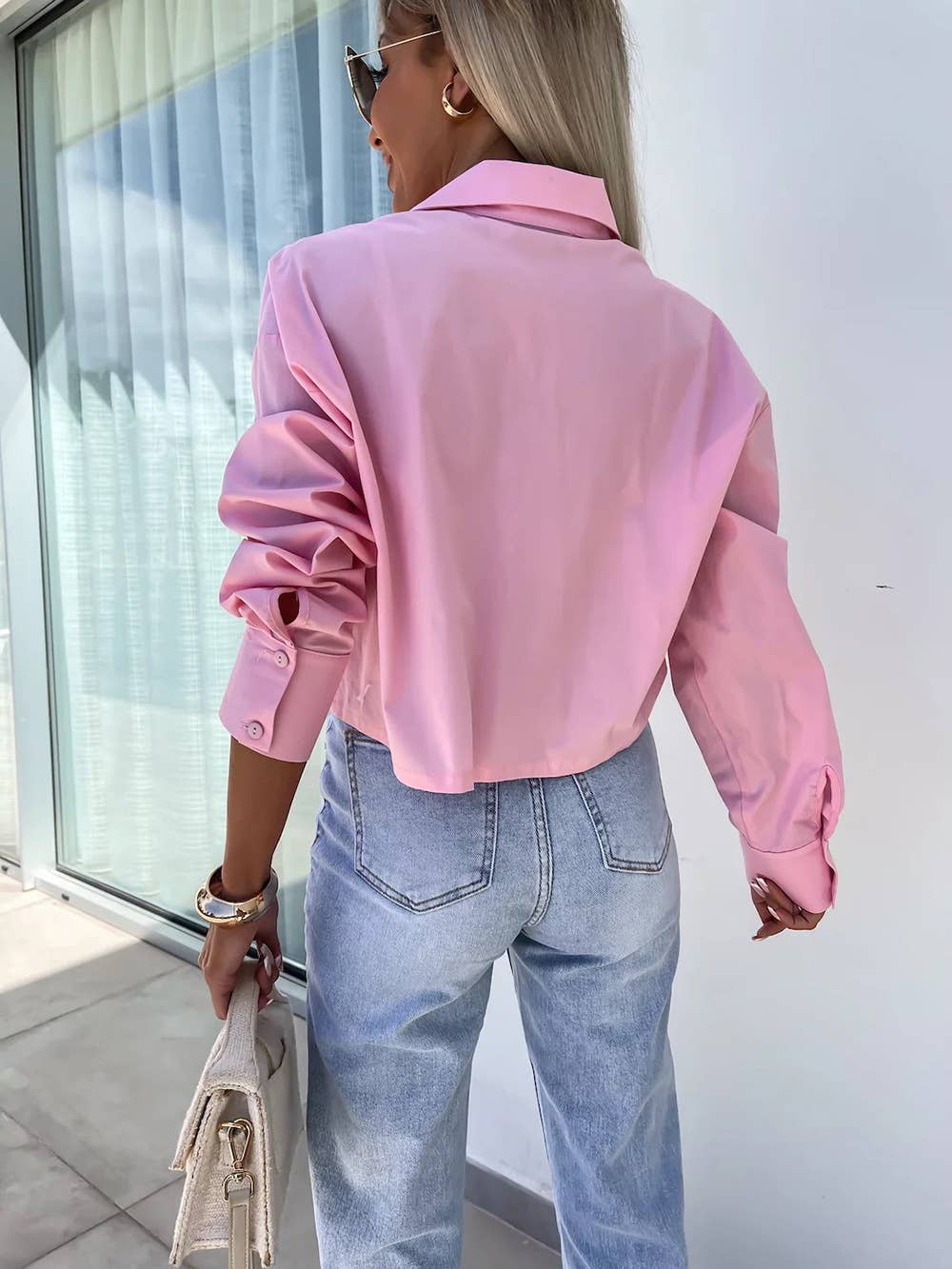 Solid-color bat-sleeved loose short shirt