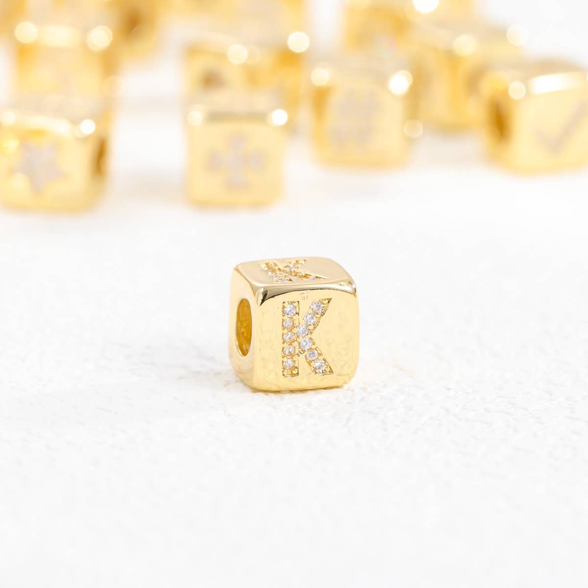 18K Gold-Plated Zirconia Dice Pendant Necklace_CWMM5876