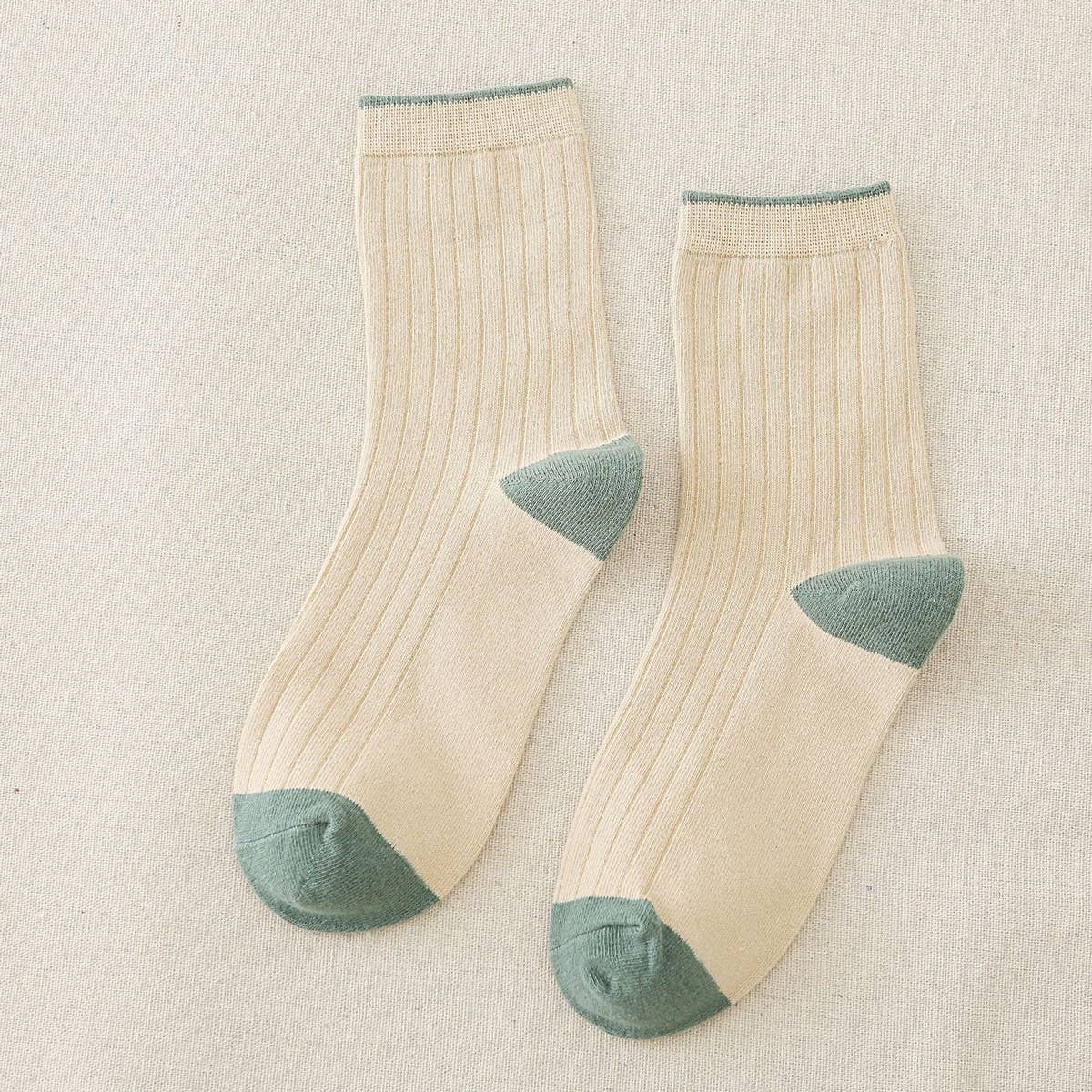WOMEN SOLID COLOR MATCHING SOCKS