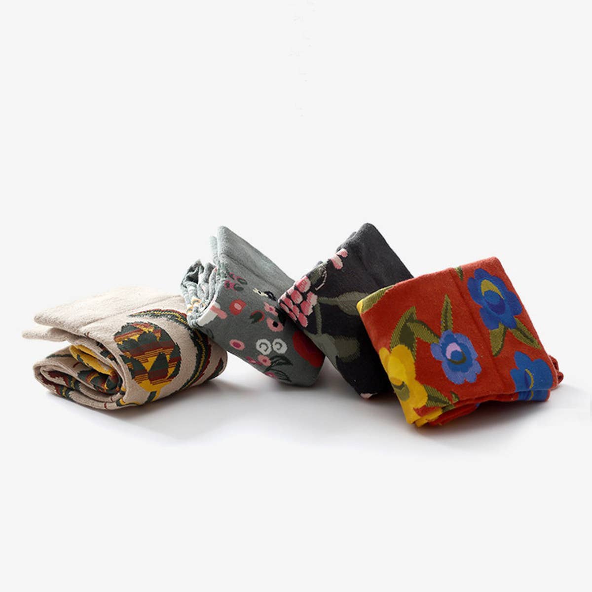 CARTOON GRAFFITI  MID TUBE TIDE SOCKS_CWMS0160