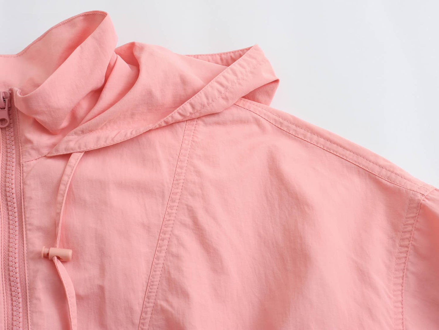 SHORT ONE ZIPPER DRAWSTRING MINIMALIST JACKET