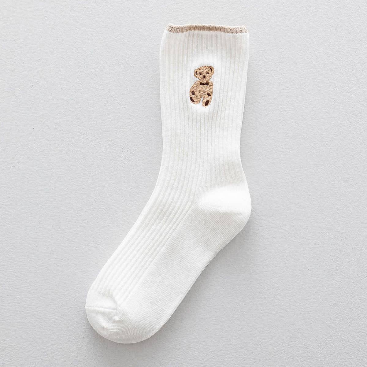 Brown Bear Embroidery Cotton Crew socks_CWMS1352