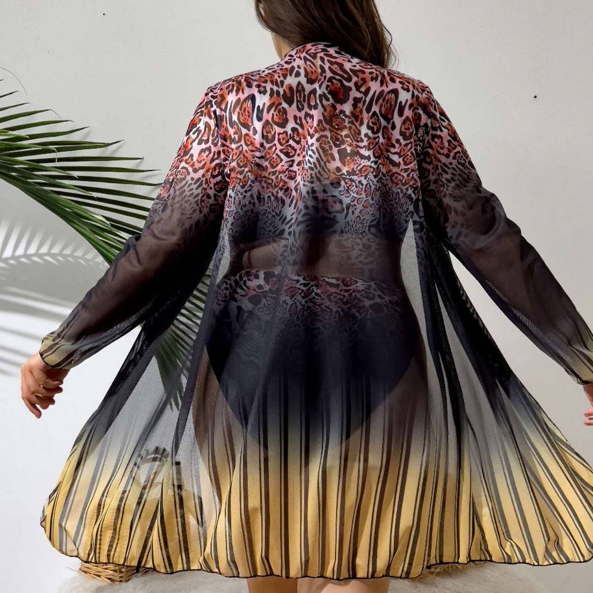 THREE-PIECE HIGH-WAISTED SPLIT BIKINI