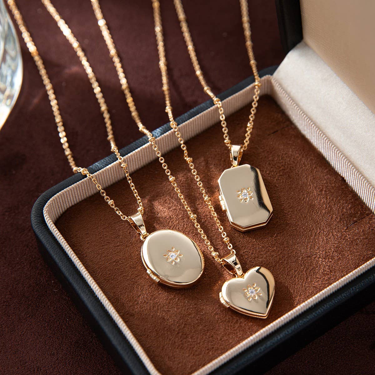 SIMPLE AND VERSATILE ZIRCON NECKLACE FOR WOMEN