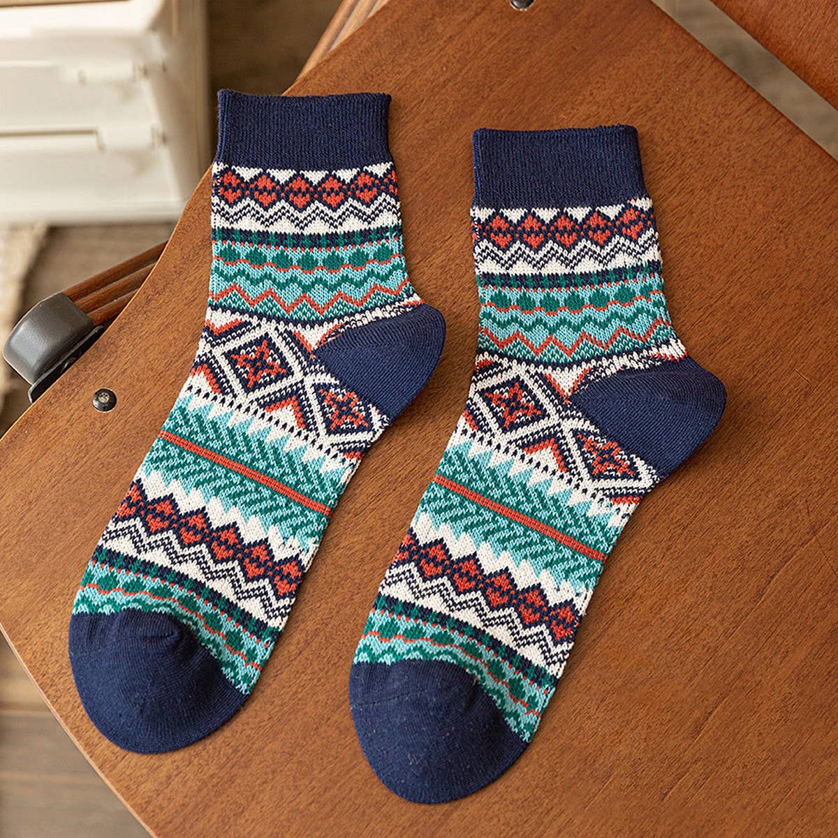CWMS02731_VINTAGE TRIBAL STRIPE SHORT CREW KNIT SOCKS