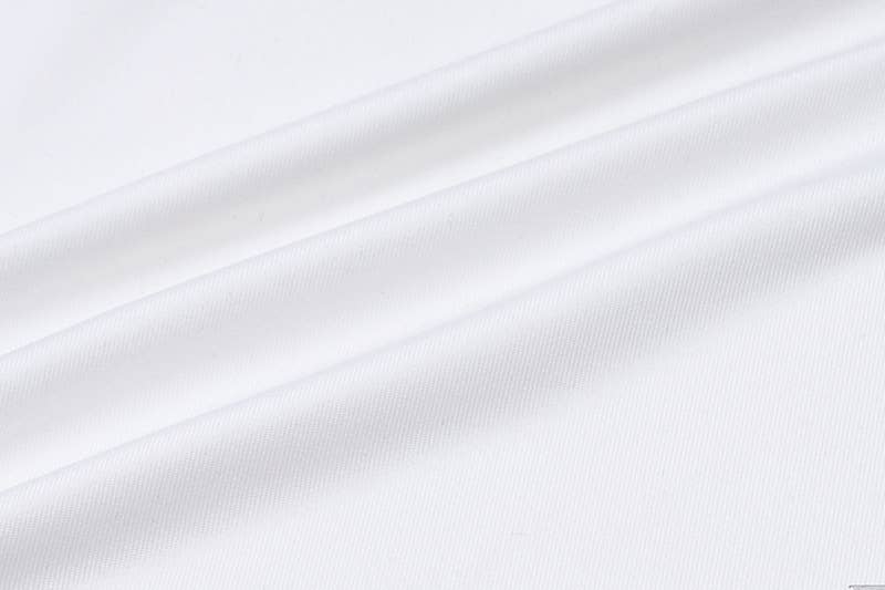 Lace-trimmed, contrasting color, slim short vest