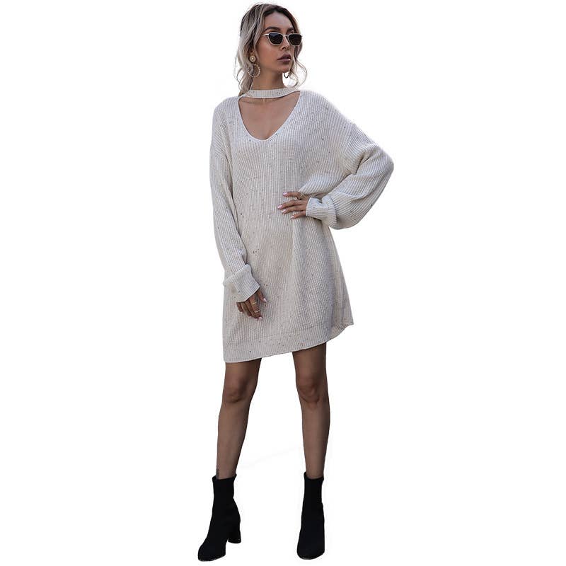 V-neck hung mid-length knitted dress