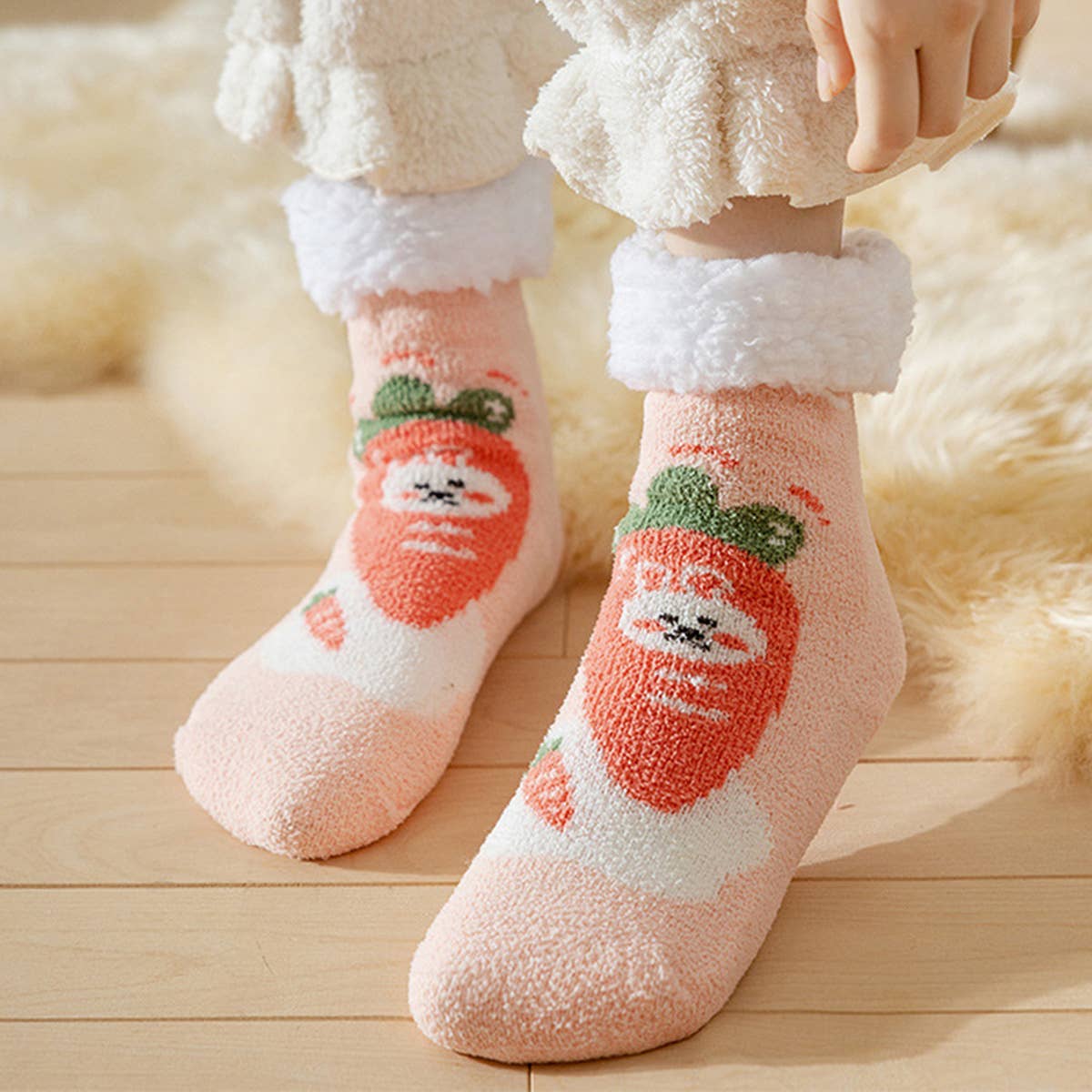 WINTER MID-TUBE NON-SLIP FLOOR SOCKS FOR WOMEN