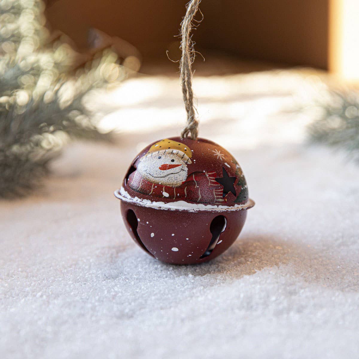 CWMM10396_CHRISTMAS PAINTED BELL SNOWMAN ORNAMENT DECOR