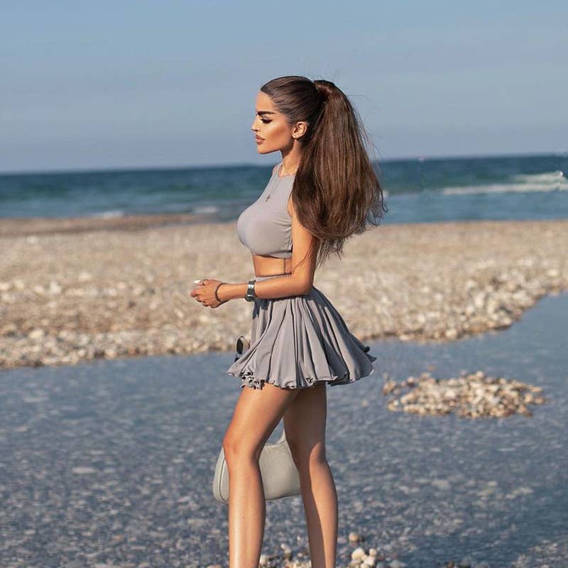 A casual short two-piece vest skirt set