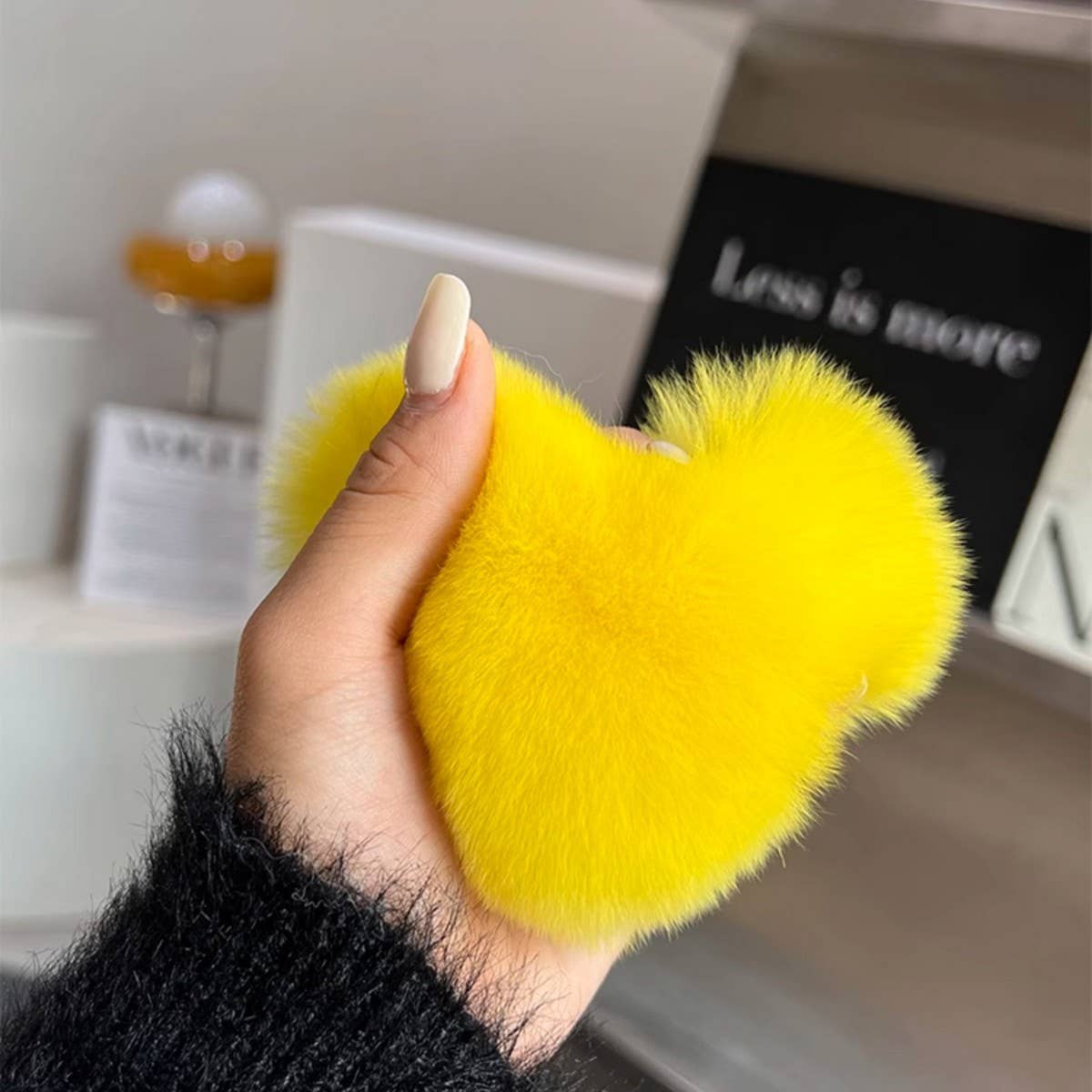 CREATIVE AND EXQUISITE LOVE HEART CHAIN KEYCHAIN