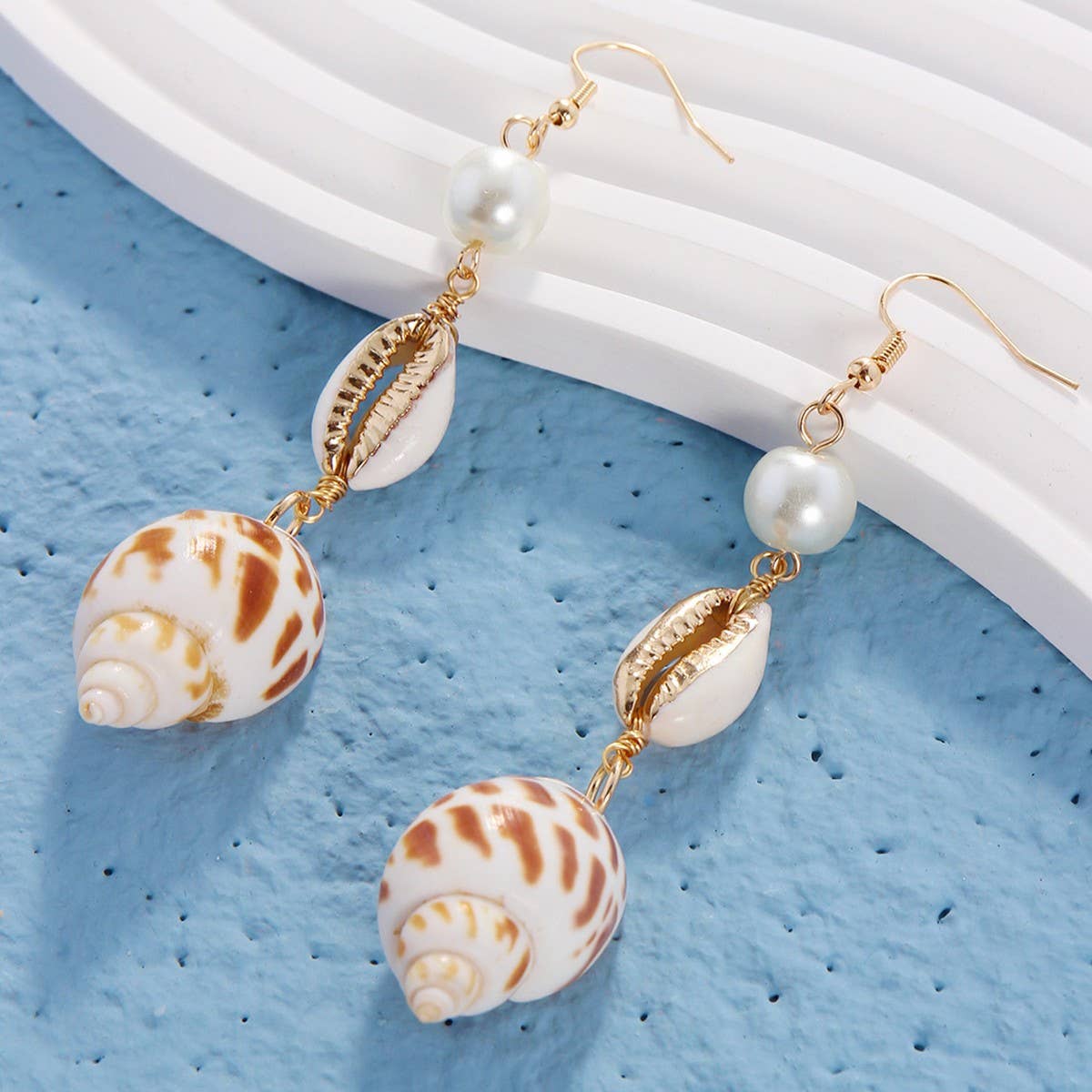 BEACH RESORT STYLE SHELL BEADED EARRINGS_CWAJE1554