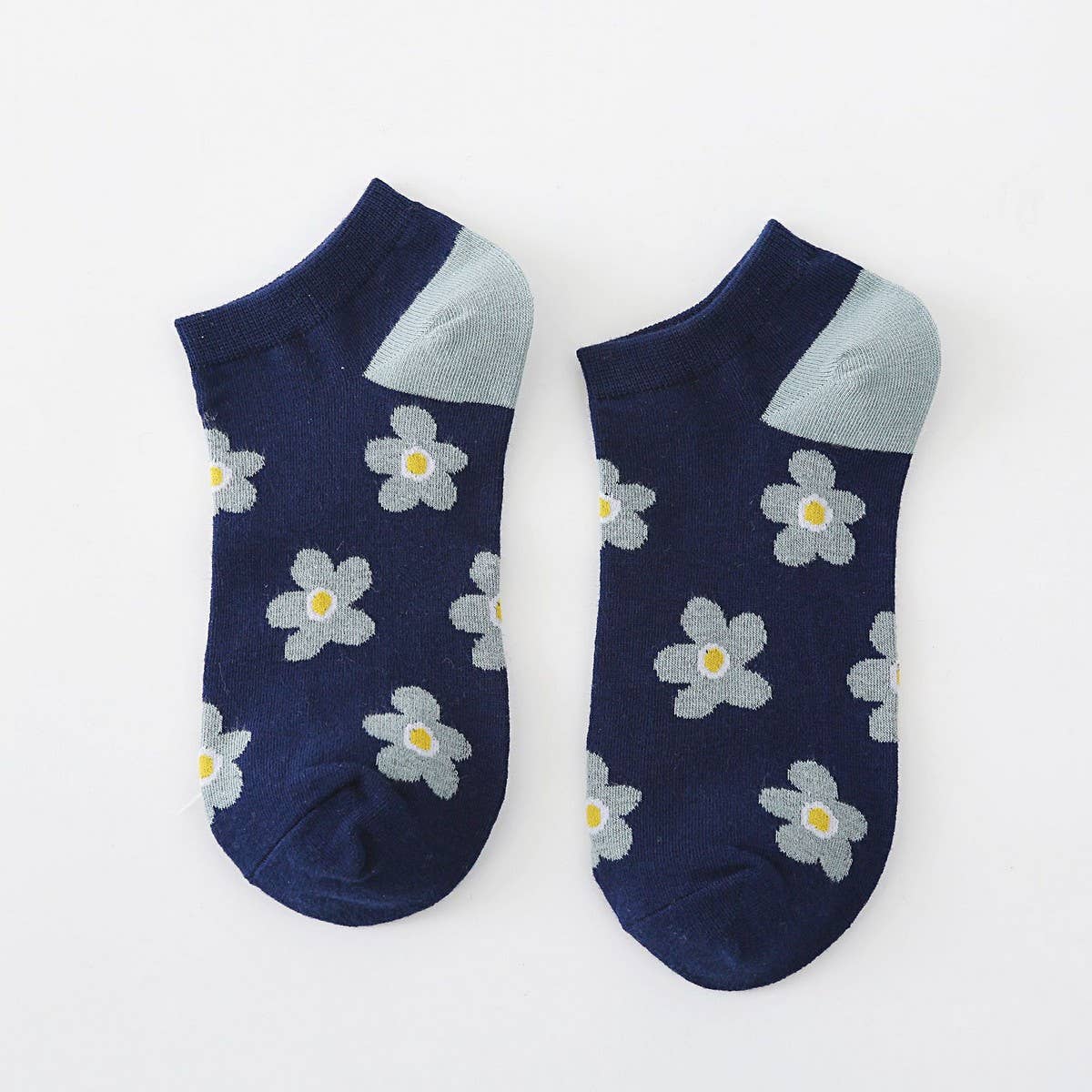 NEW HYUNA STYLE FLOWER SOCKS FOR WOMEN