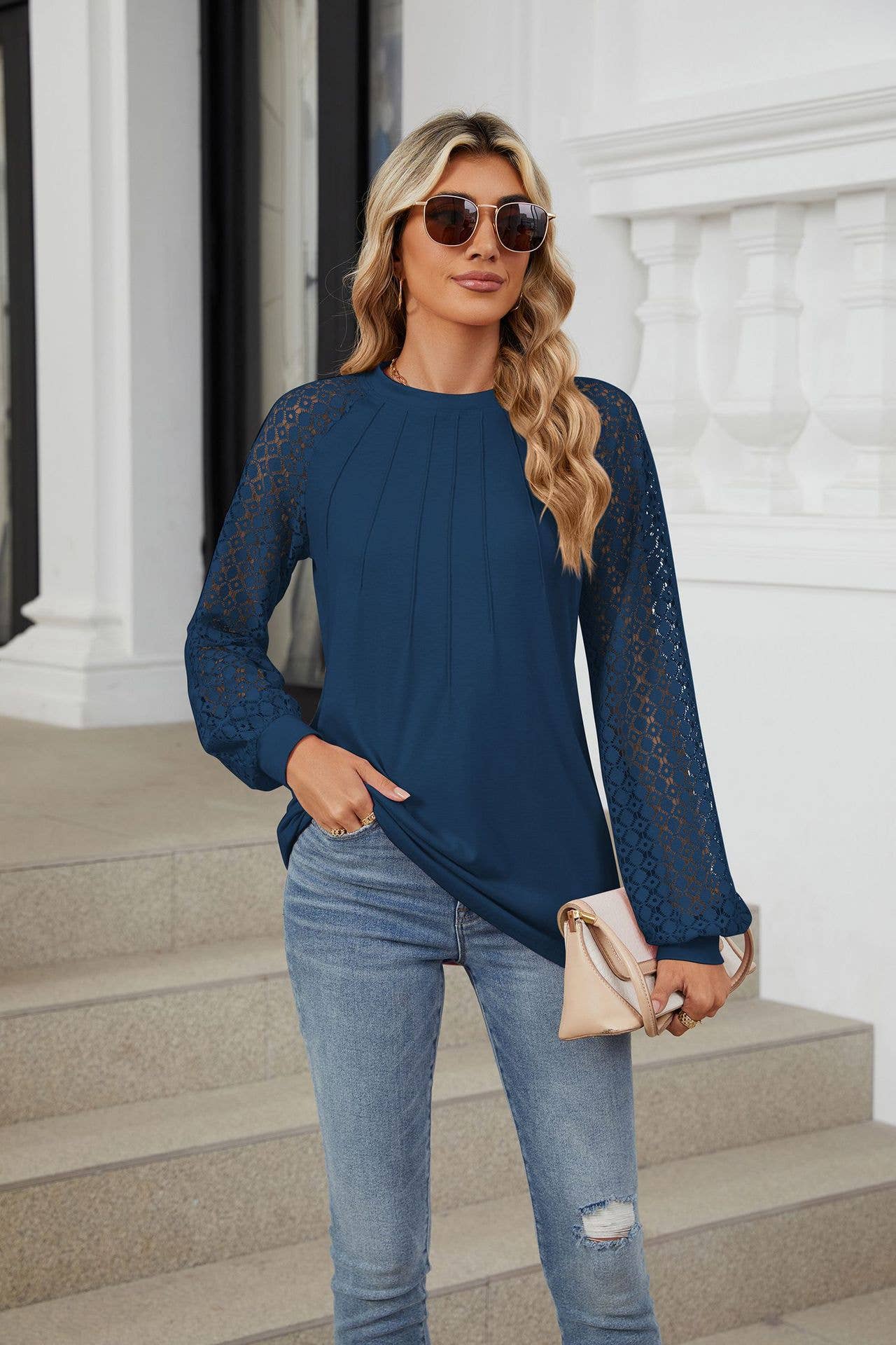 Round-neck solid-color lace long-sleeved T-shirt
