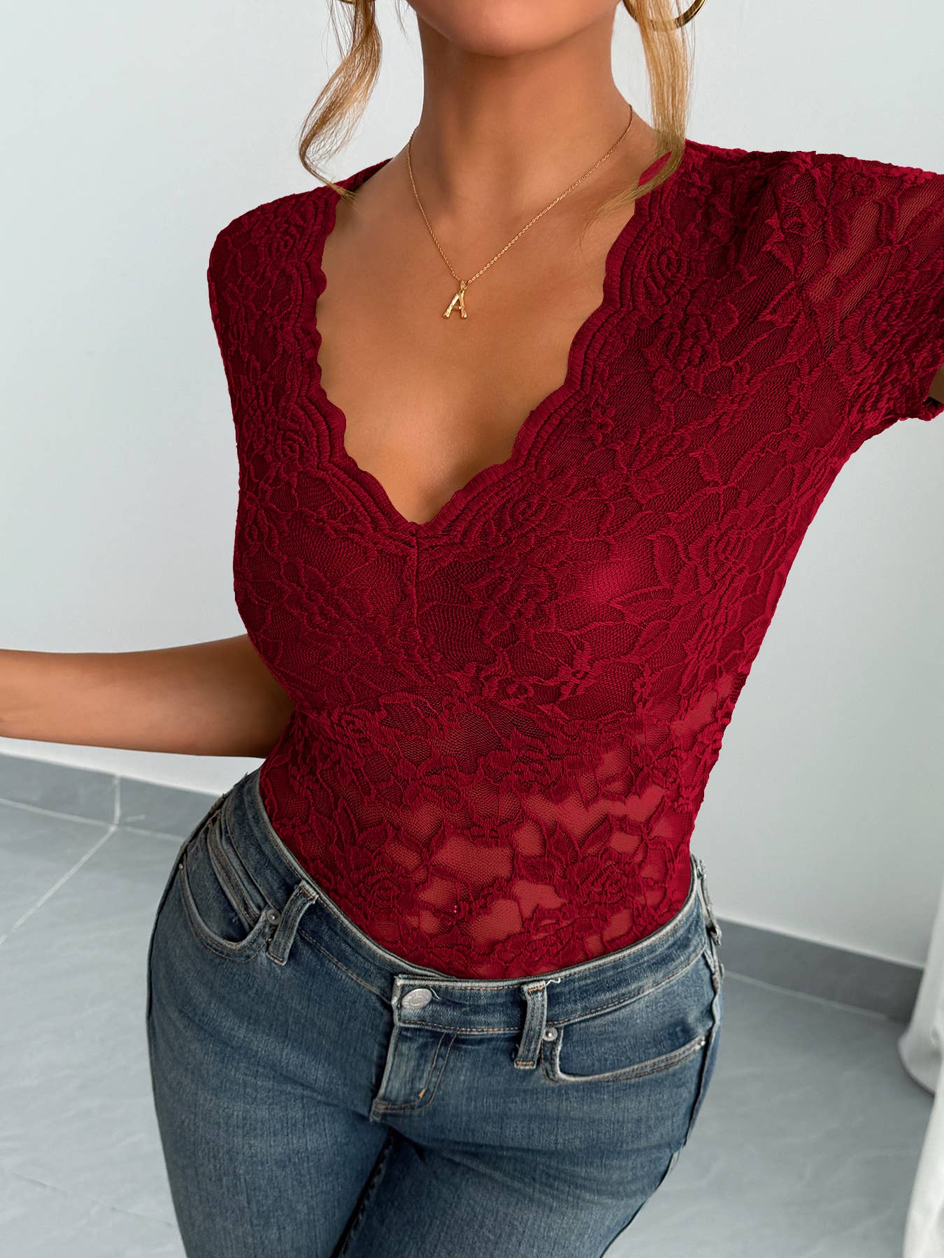 Solid-color lace V-neck short sleeve lace T-shirt