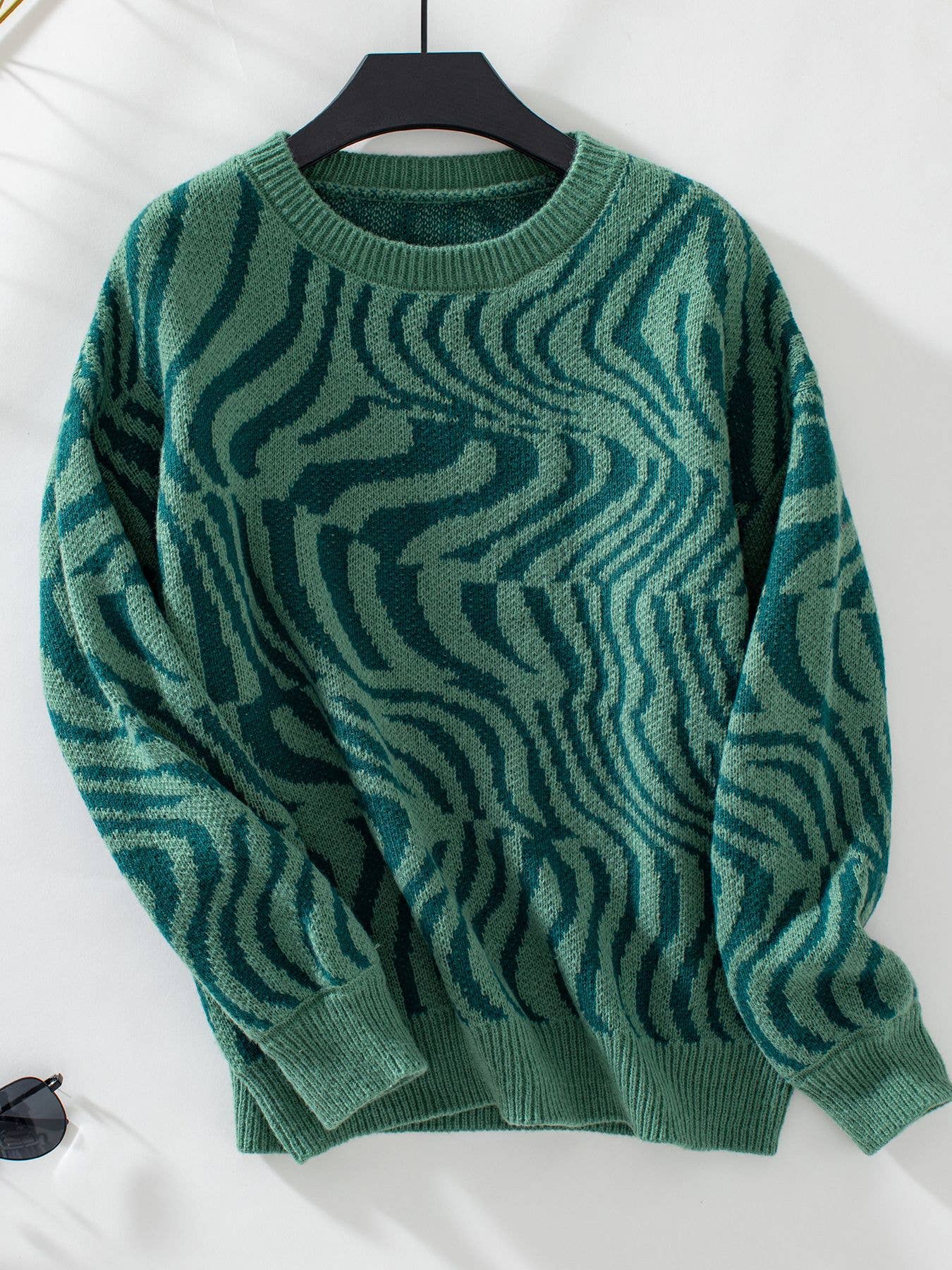 ZEBRA-PRINT PULLOVER CREW NECK SWEATER