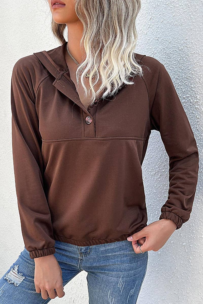 CWOHOL1009_LONG-SLEEVED HOODIE WITH BUTTON POCKETS