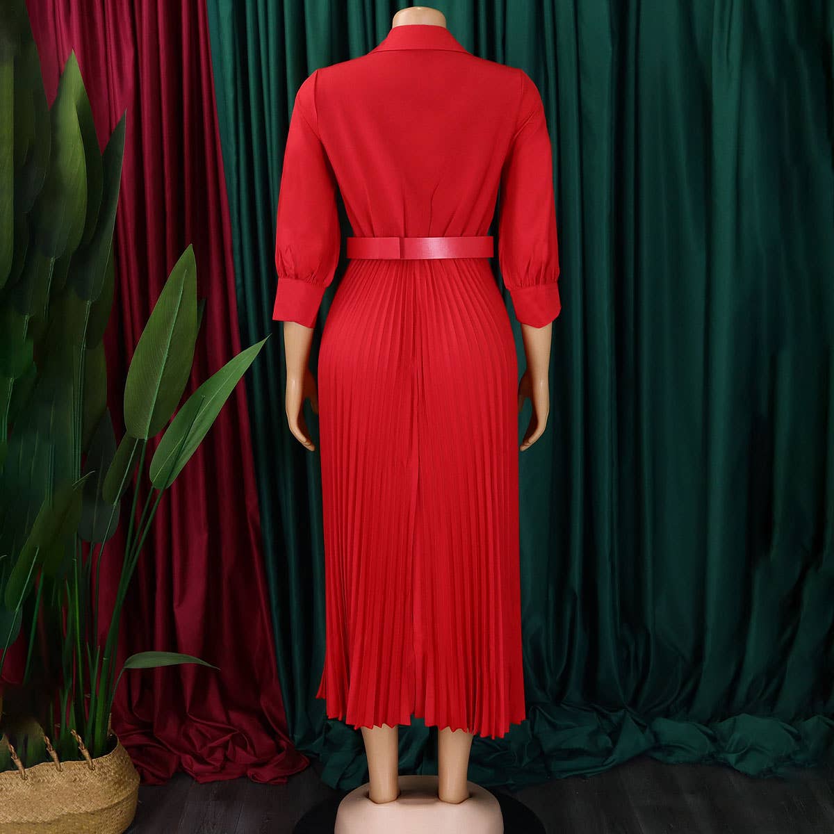 FASHION V-NECK SOLID COLOR PLUS SIZE DRESS_CWDMD3647