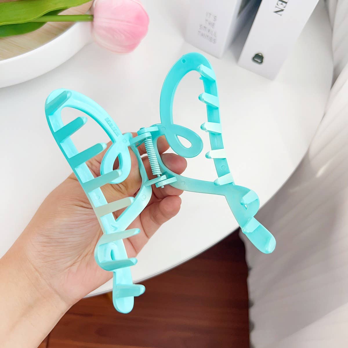 Gradient Heart Hair Claw,Sweet Ponytail Shark Clip_CWAHA1585