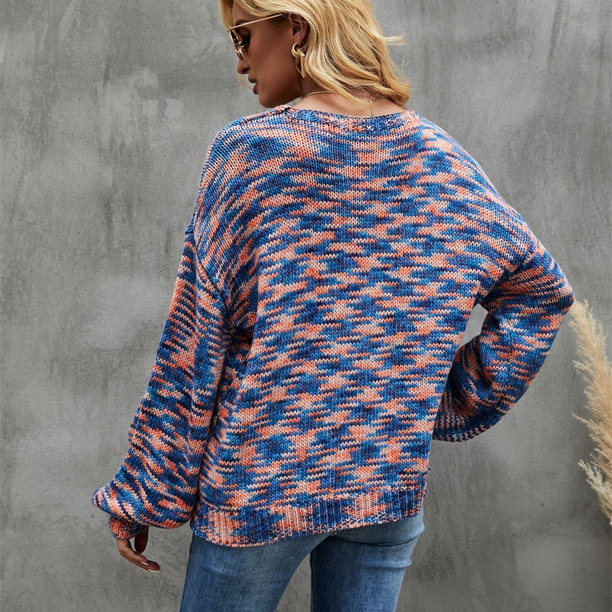 Long sleeve knit V-neck sweater pullover