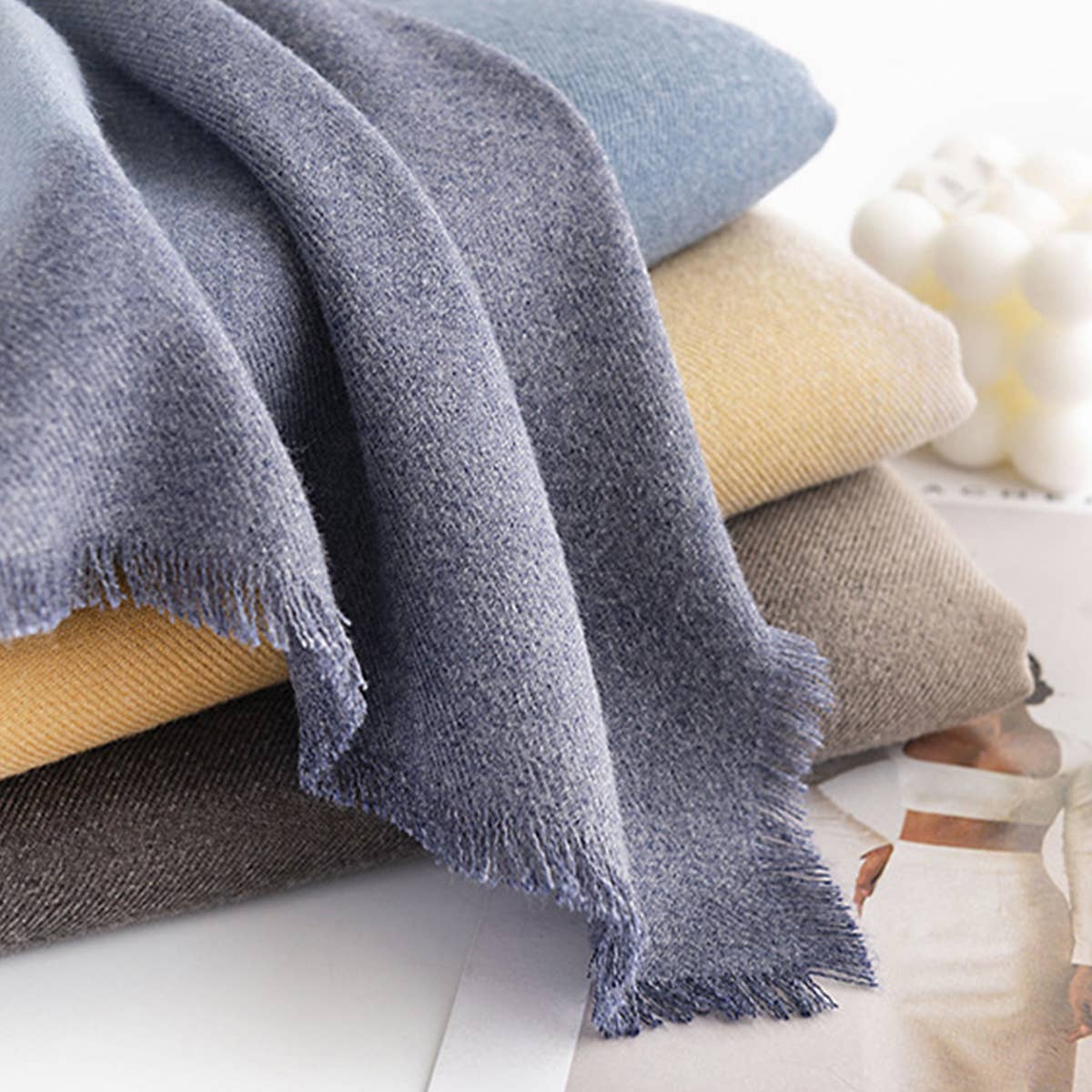 Gradient Winter Scarf ? Warm & Stylish Wrap