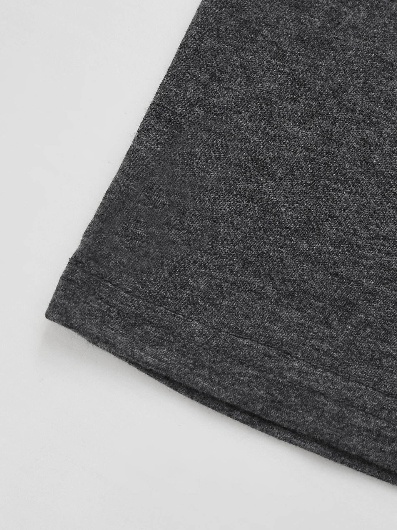 Simple letter print V-neck short-sleeved Top