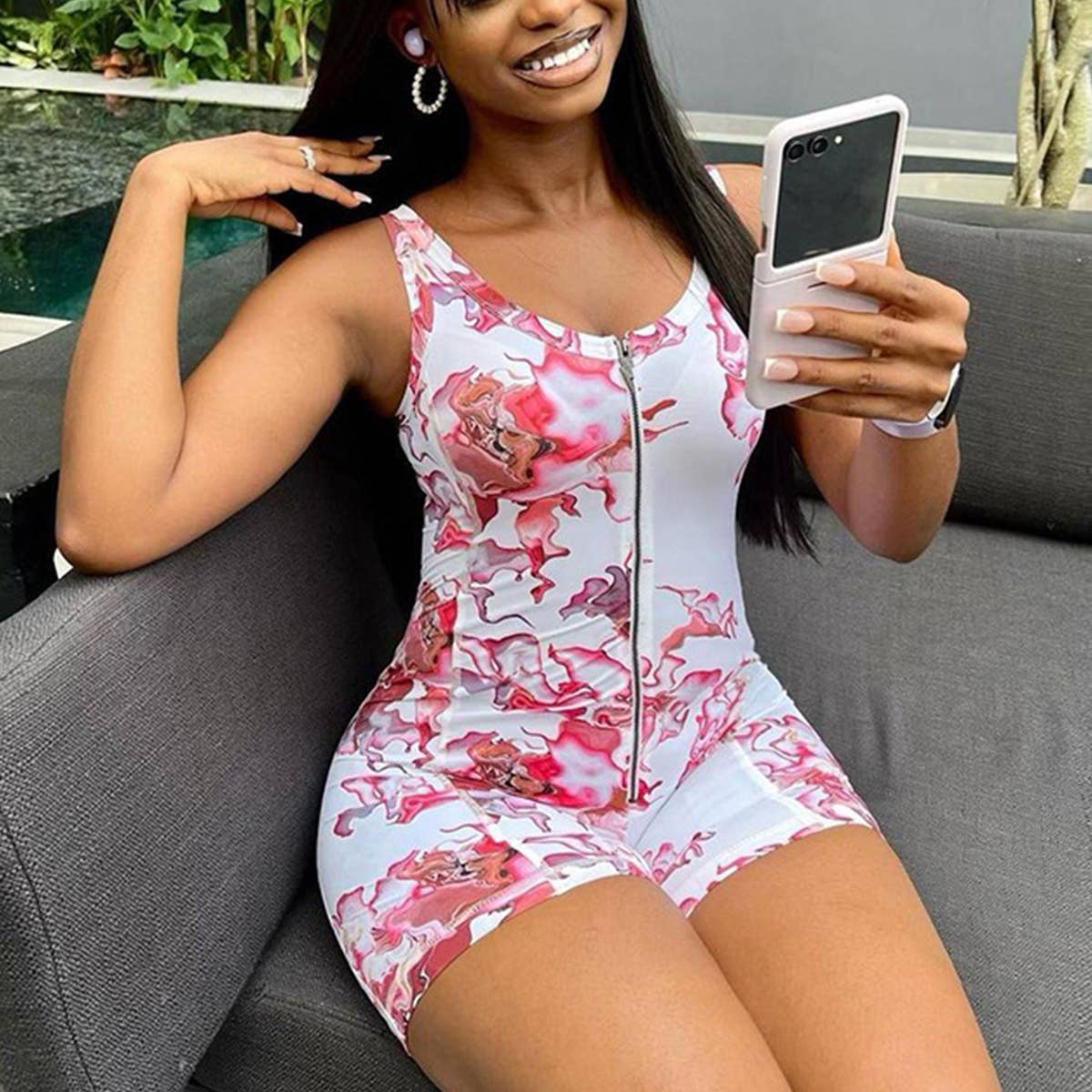 VINTAGE PRINT ZIPPER DESIGN SLEEVELESS BODYSUIT