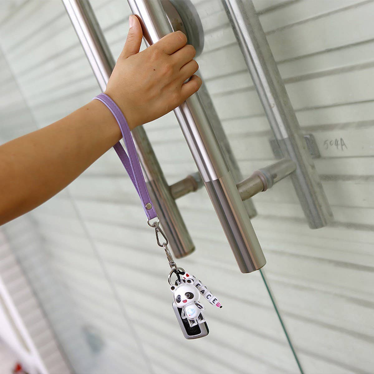 RETRO DUAL PURPOSE TASSEL BRACELET KEYCHAIN_CWMM1214