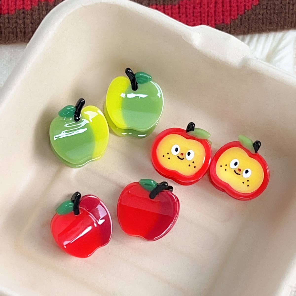 Fruit-shaped children's acetate board hair grab