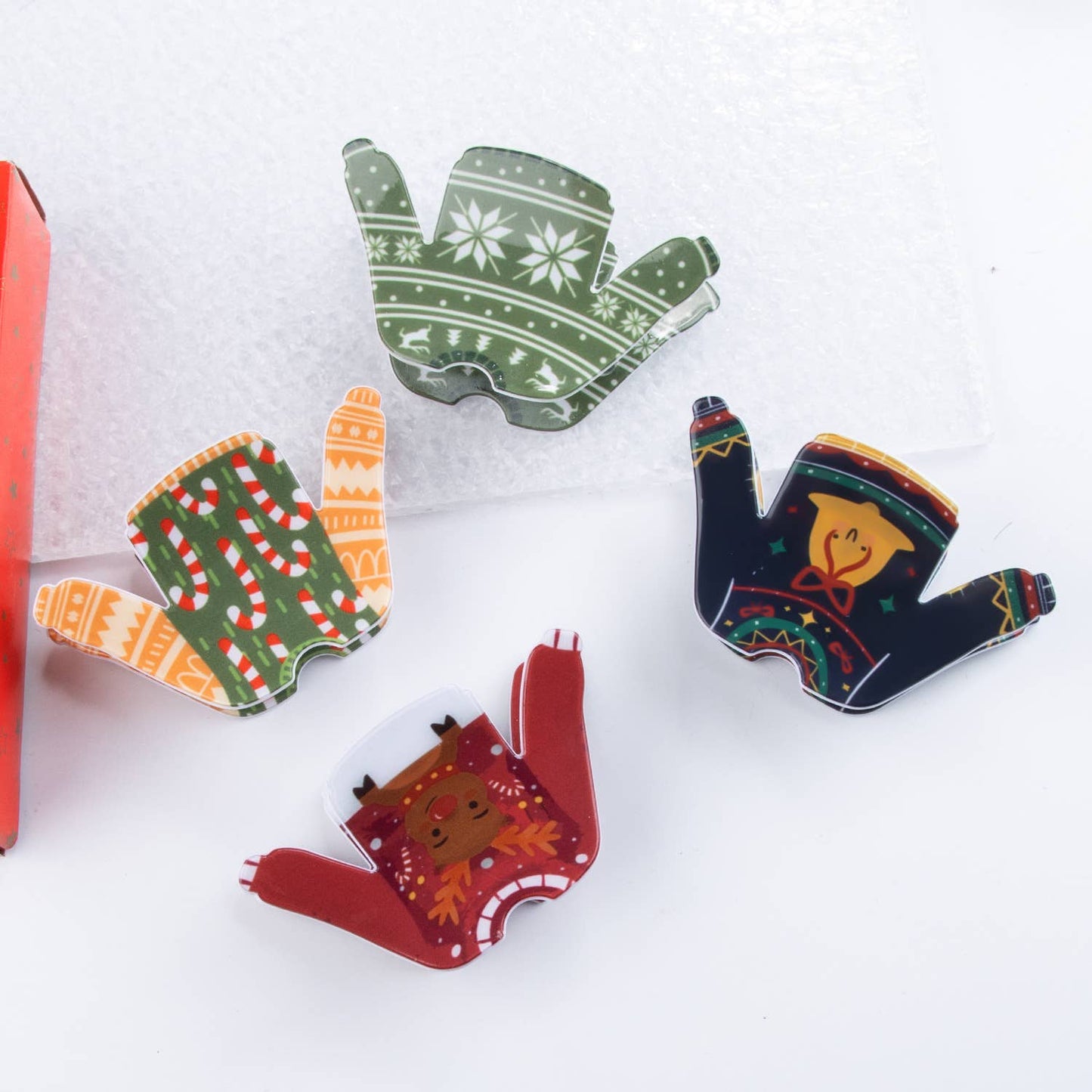 GRAB CLIP FOR CHRISTMAS SWEATERS AND CLOTHES