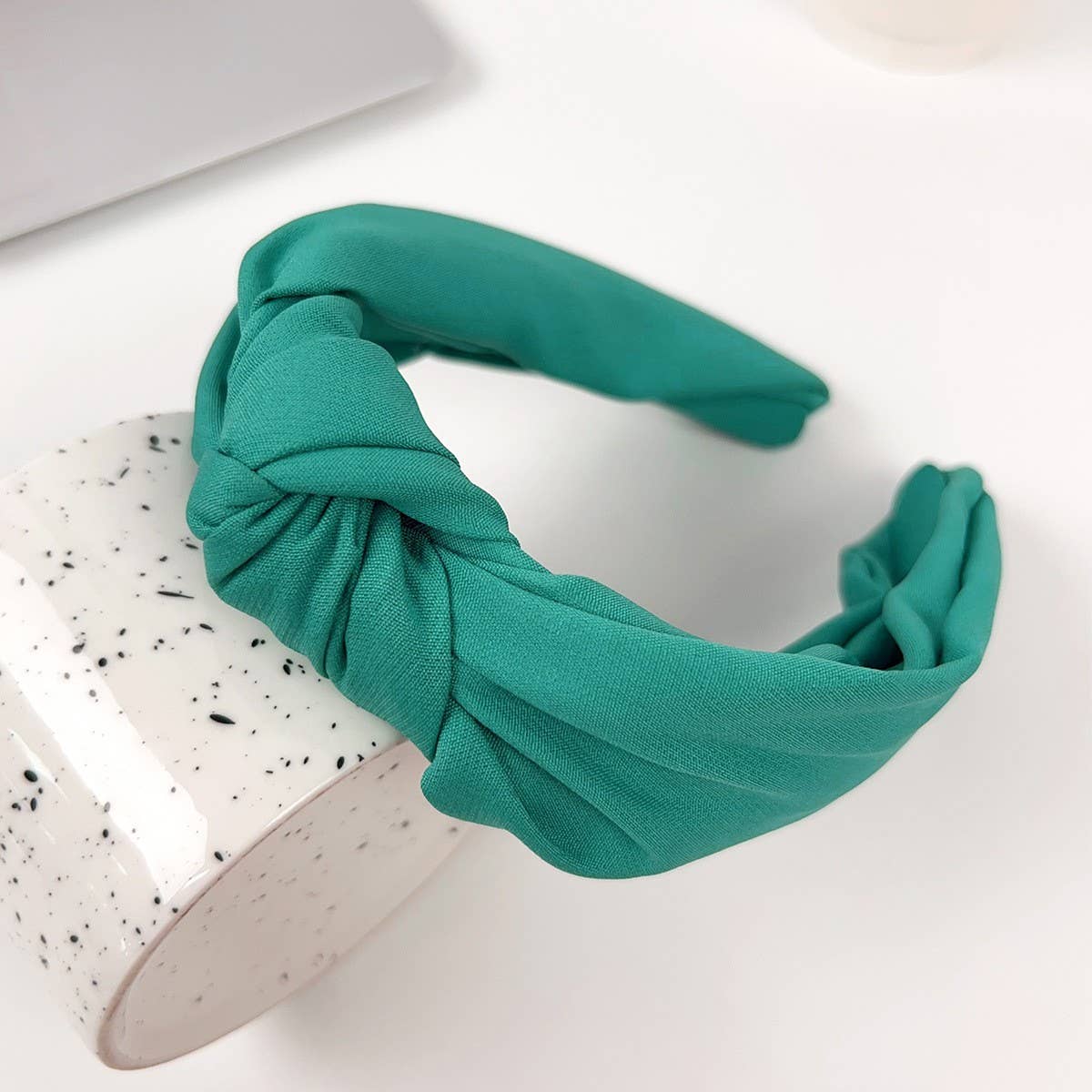 SOLID COLOR TEXTURED FABRIC CROSS HEADBAND_CWAHA2084