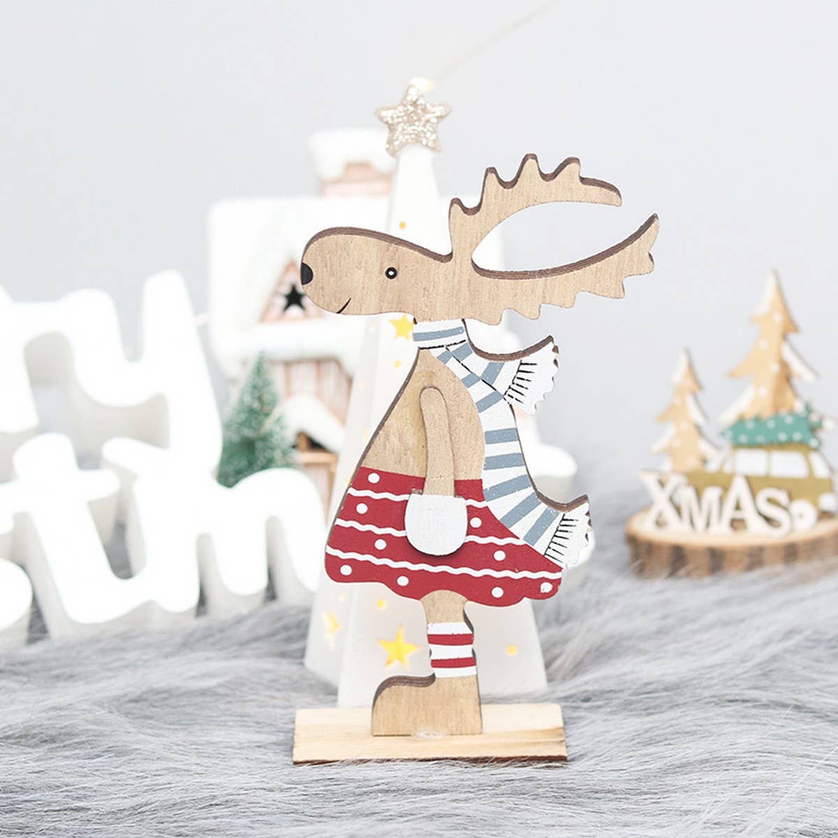 Painted Reindeer Couple Wooden Xmas Ornament_CWAJE05394