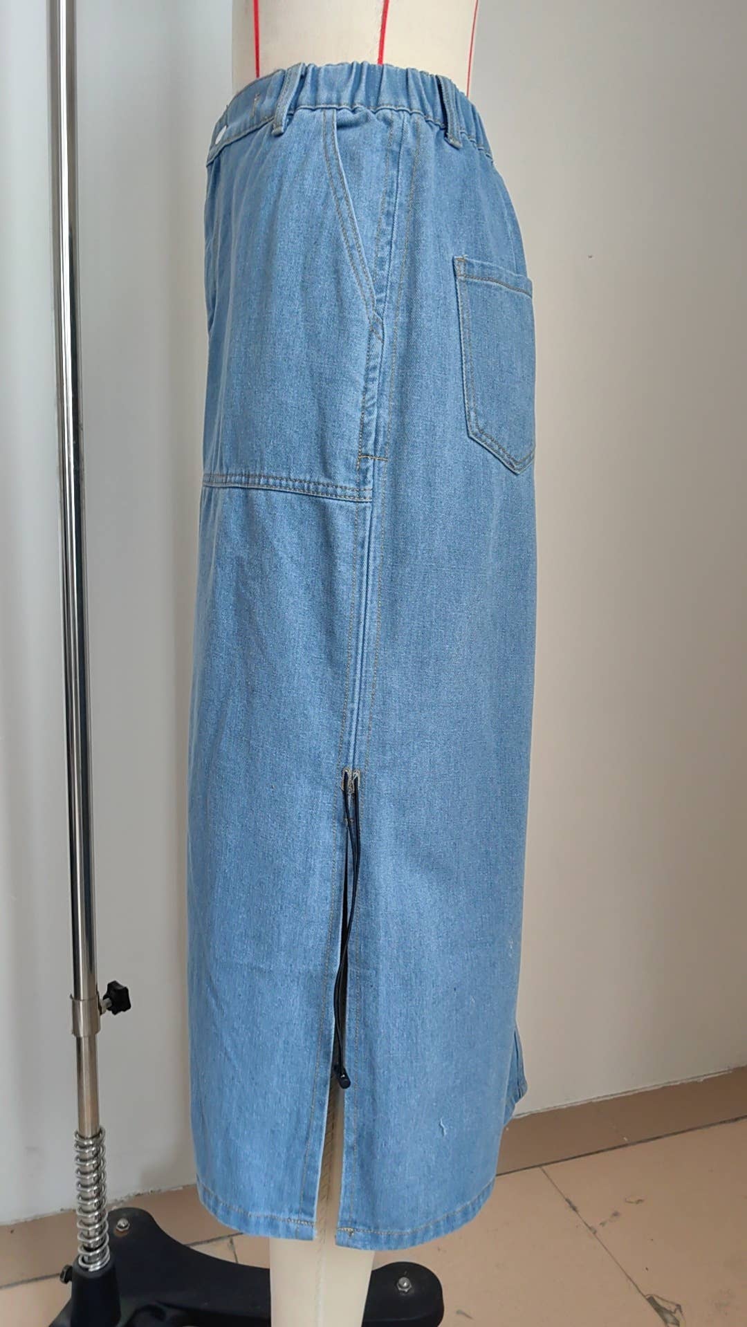 ELASTIC-WAISTED DRAWSTRING DENIM SKIRT