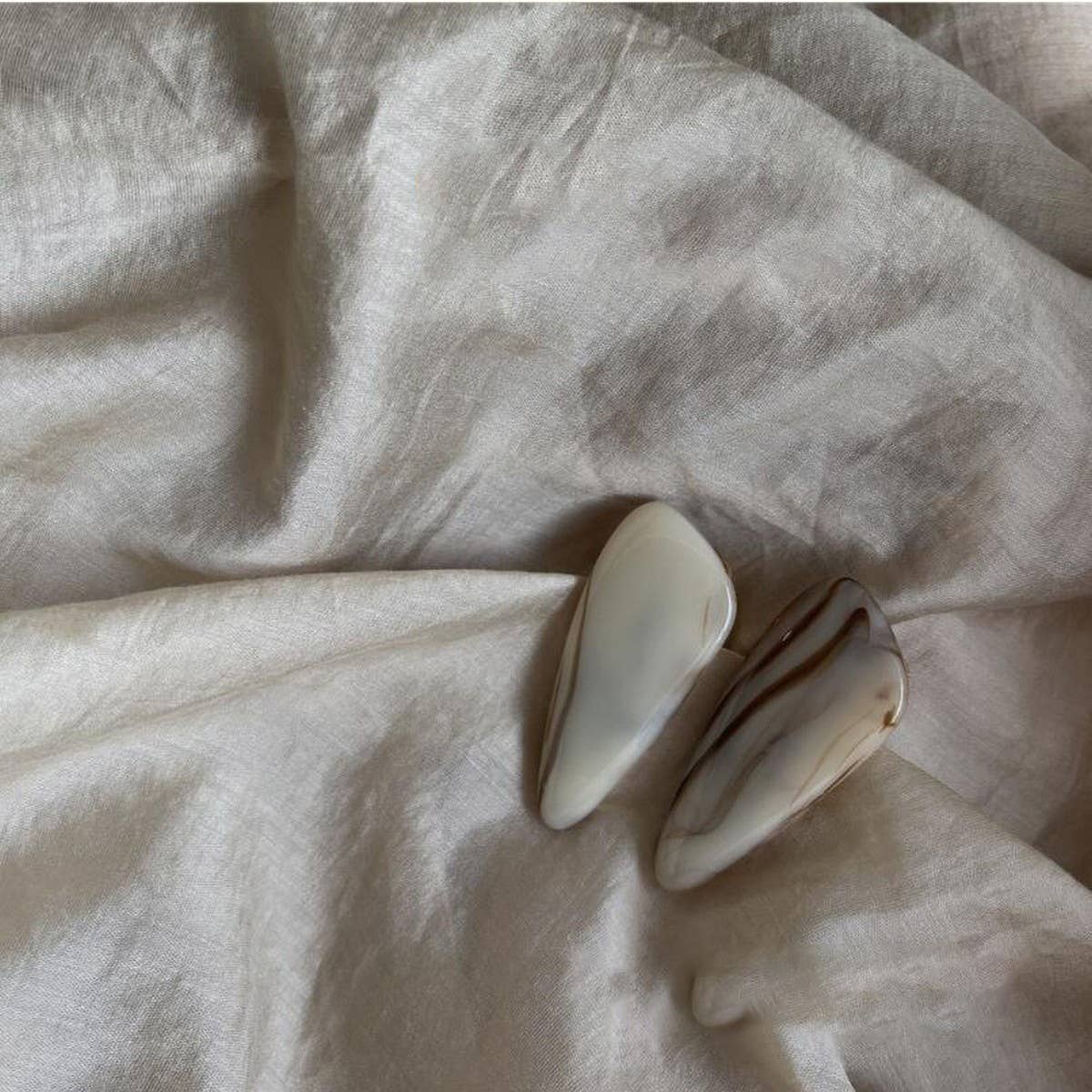 DUCKBILL HAIR CLIP MARBLE PATTERN HAIR CLIP