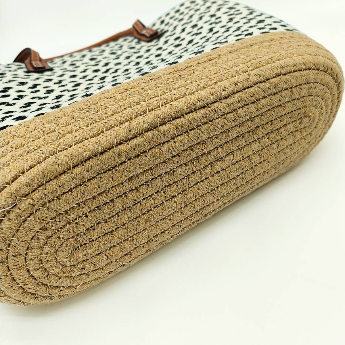 SIMPLE BOHEMIAN STYLE HANDWOVEN BAG_CWAB2108
