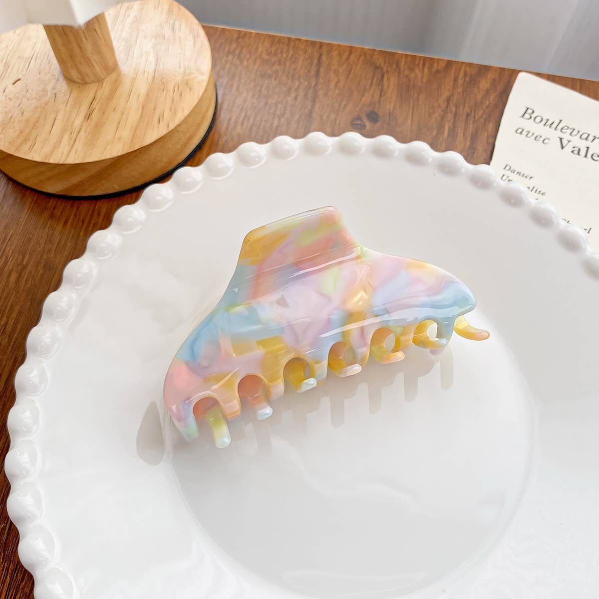 Acetate board style candy-colored hair clip