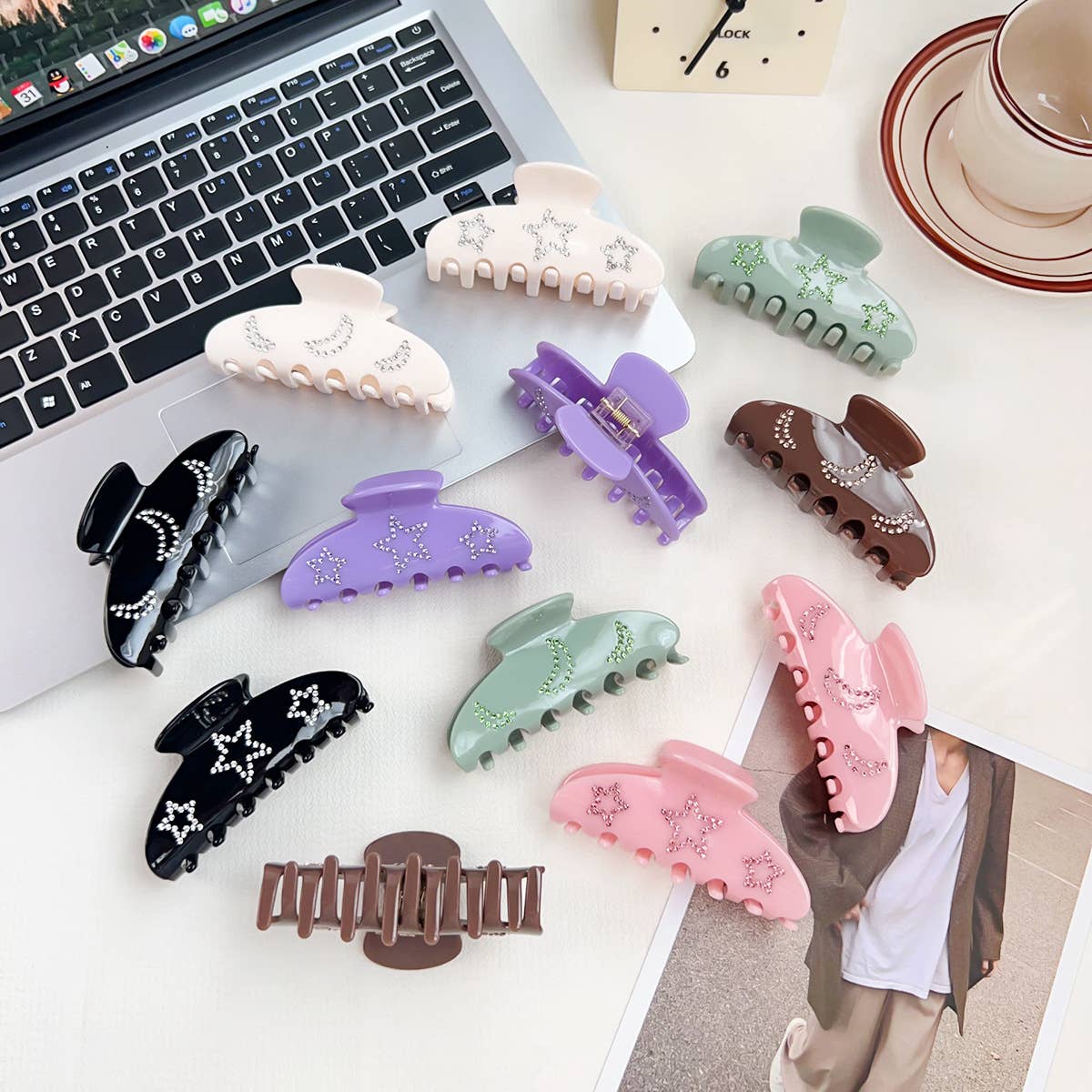 Elegant diamond-encrusted acetate hairpin clipper